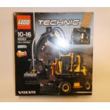 Lego Technic set 42053, Volvo EW160E, boxed Condition Report: Opened, built, unchecked for