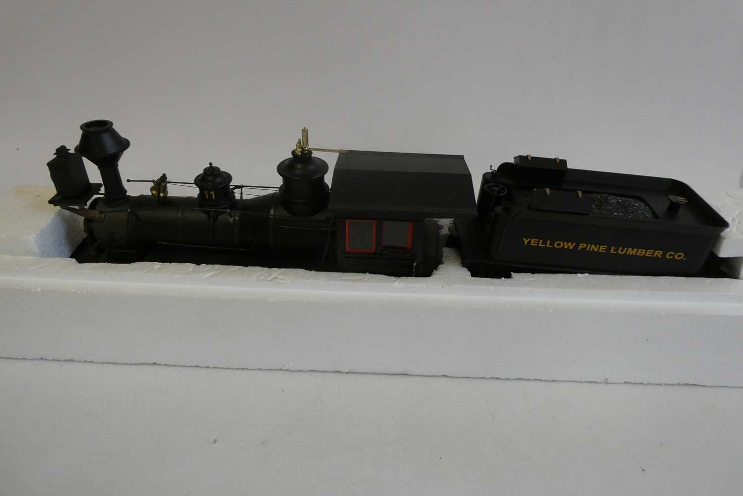 Bachmann Spectrum Baldwin narrow gauge Mogul locomotive Yellow Pine Lumber Co., boxed, good