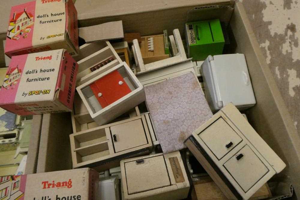 Three boxes of mainly vintage dolls house furniture and accessories, including tin kitchen - Image 2 of 5