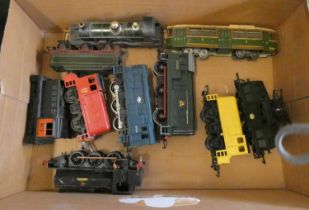 Unboxed locomotives by Triang, Hornby and others including diesel shunters and 0-4-0 pantograph