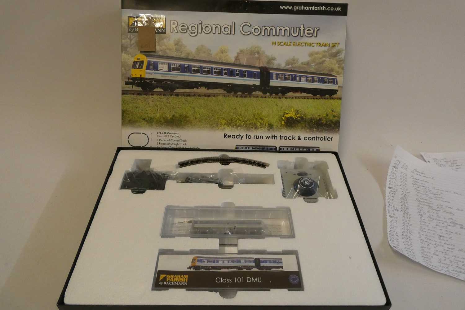 Graham Farish N gauge Regional Commuter Set with Class 101, track and controller