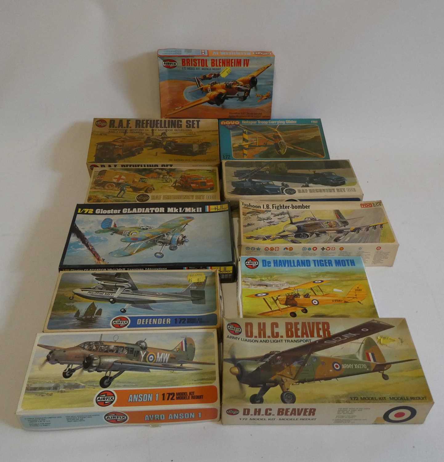 Twenty six plastic kit by Airfix and others, mostly aircraft subjects, all items boxed, unchecked - Image 2 of 2