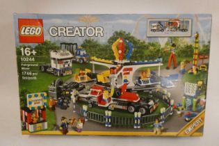 Lego set 10244, Creator, Fairground Mixer, boxed Condition Report: Opened, built, unchecked for