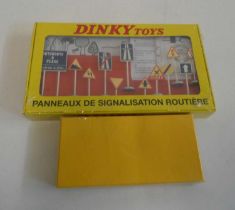 Atlas Dinky French road signs, both items boxed, mint