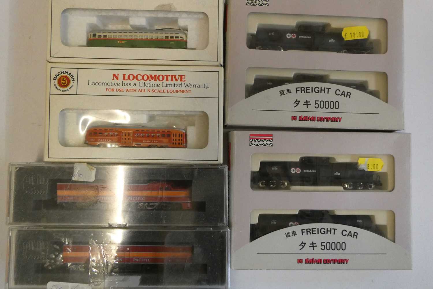 American railways N gauge comprising Southern Pacific diesel 2 car unit, small steam switcher,