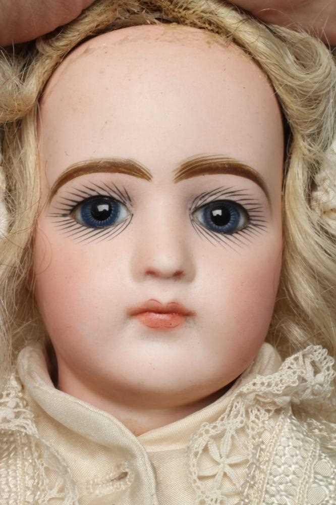 An early Jumeau bisque shoulder head fashion doll, with socket neck joint, blue glass fixed eyes, - Image 3 of 4