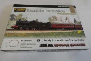 Graham Farish N gauge Seaside Excursion Set with class 4F locomotive, two Coaches and track,