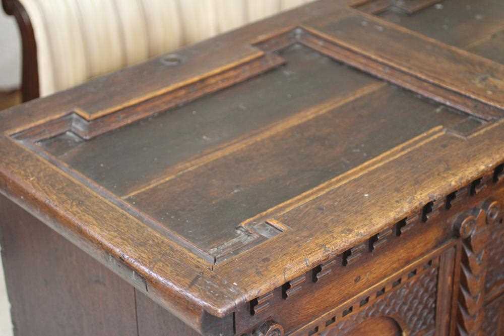 A NORTH EUROPEAN OAK BOARDED CHEST, probably German 18th century, the hinged lid with two moulded - Image 3 of 14