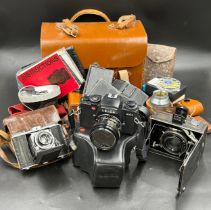 Leica Leitz R4S and case, Kodak Compur, Compur Deckel Munchen, Estern Master light meter, Rollie