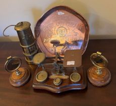 Brass and copper items to include copper Teacher’s Highland Cream Whisky tray, two horse brasses