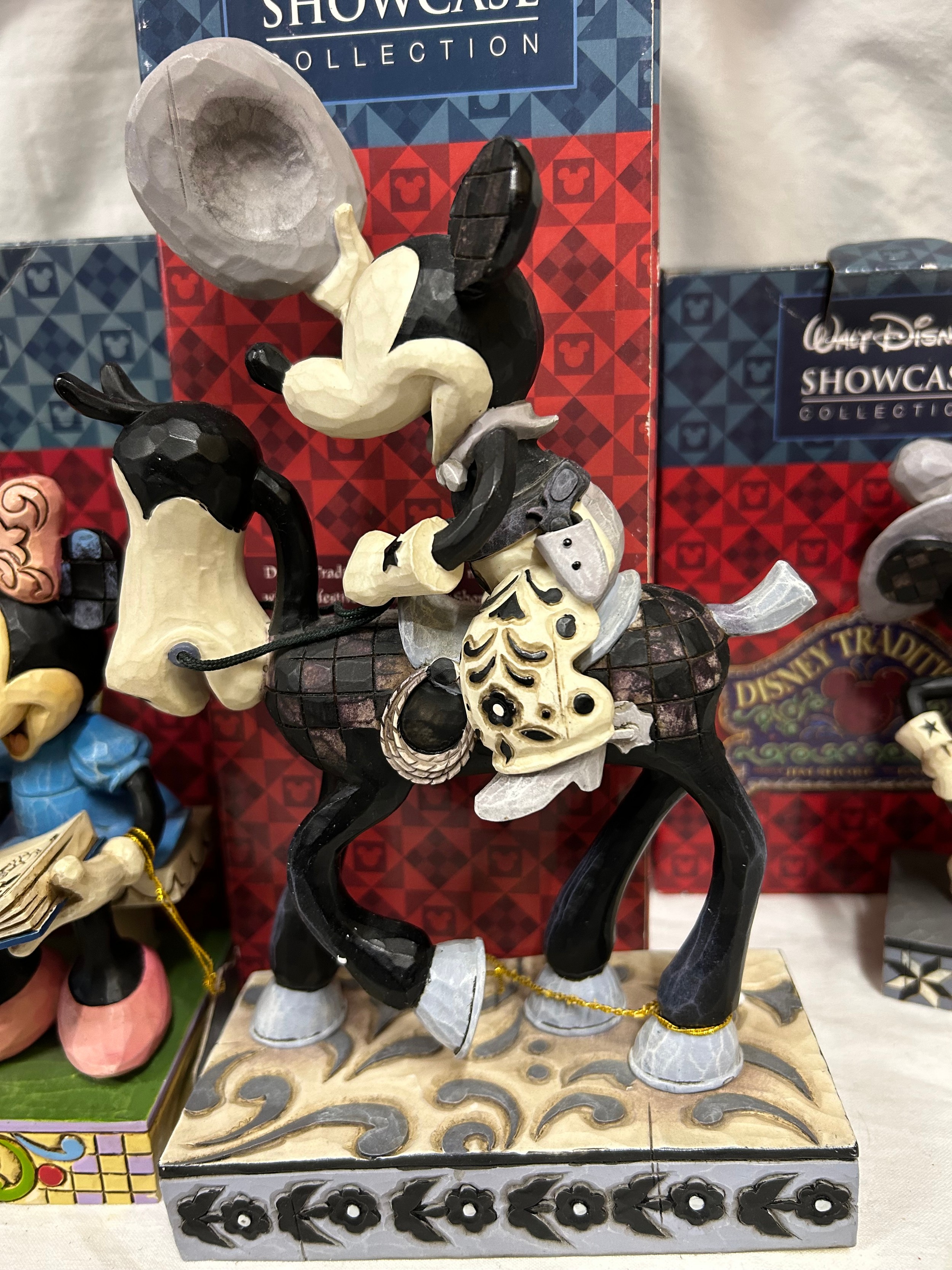 A Selection of 7 'Walt Disney SHOWCASE collection figurines all boxed, to include - Mickey with - Bild 6 aus 8