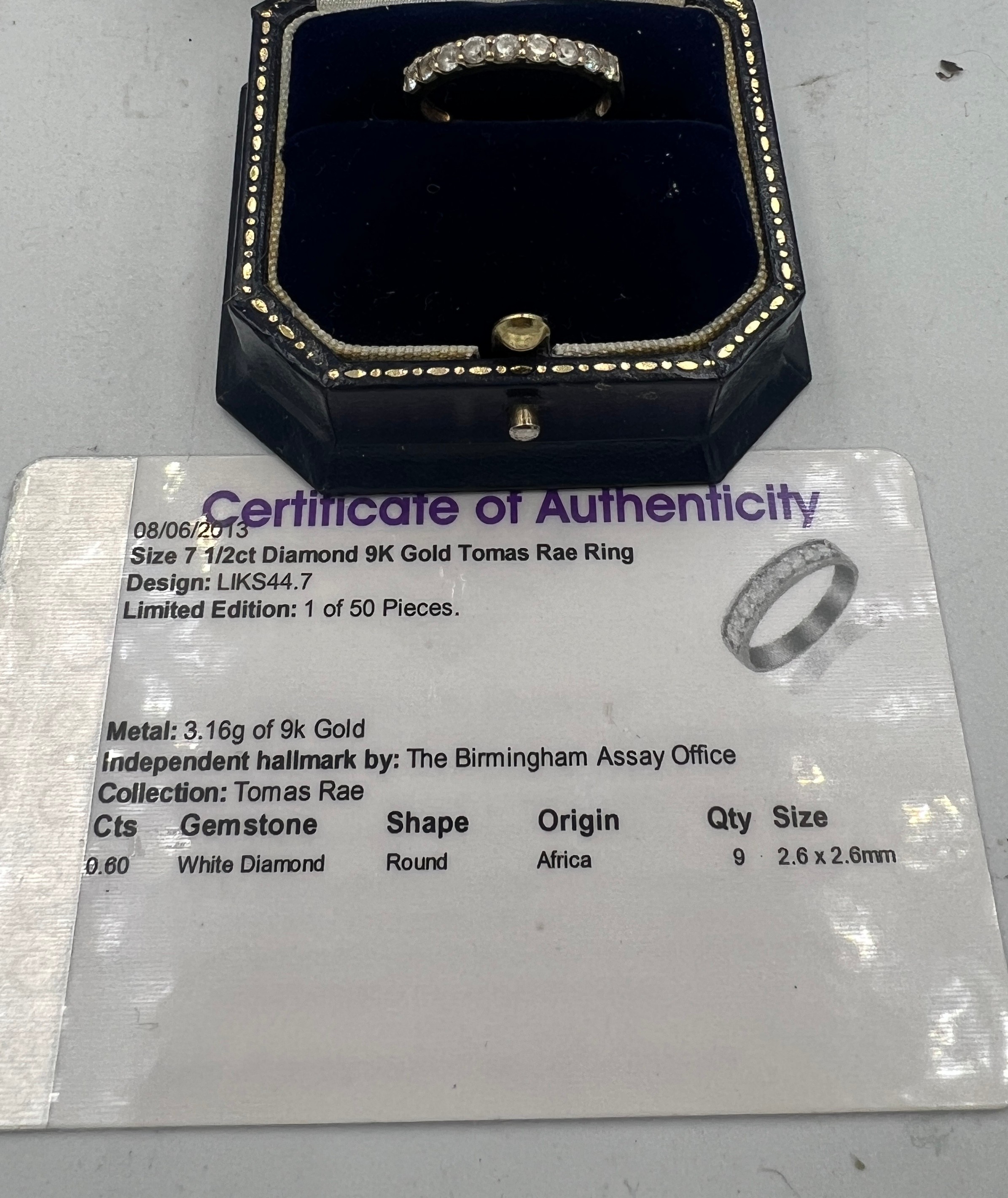 A 9 carat gold ring set with diamonds. Size O. Weight 1.5gm. With certificate of authenticity. - Image 4 of 4