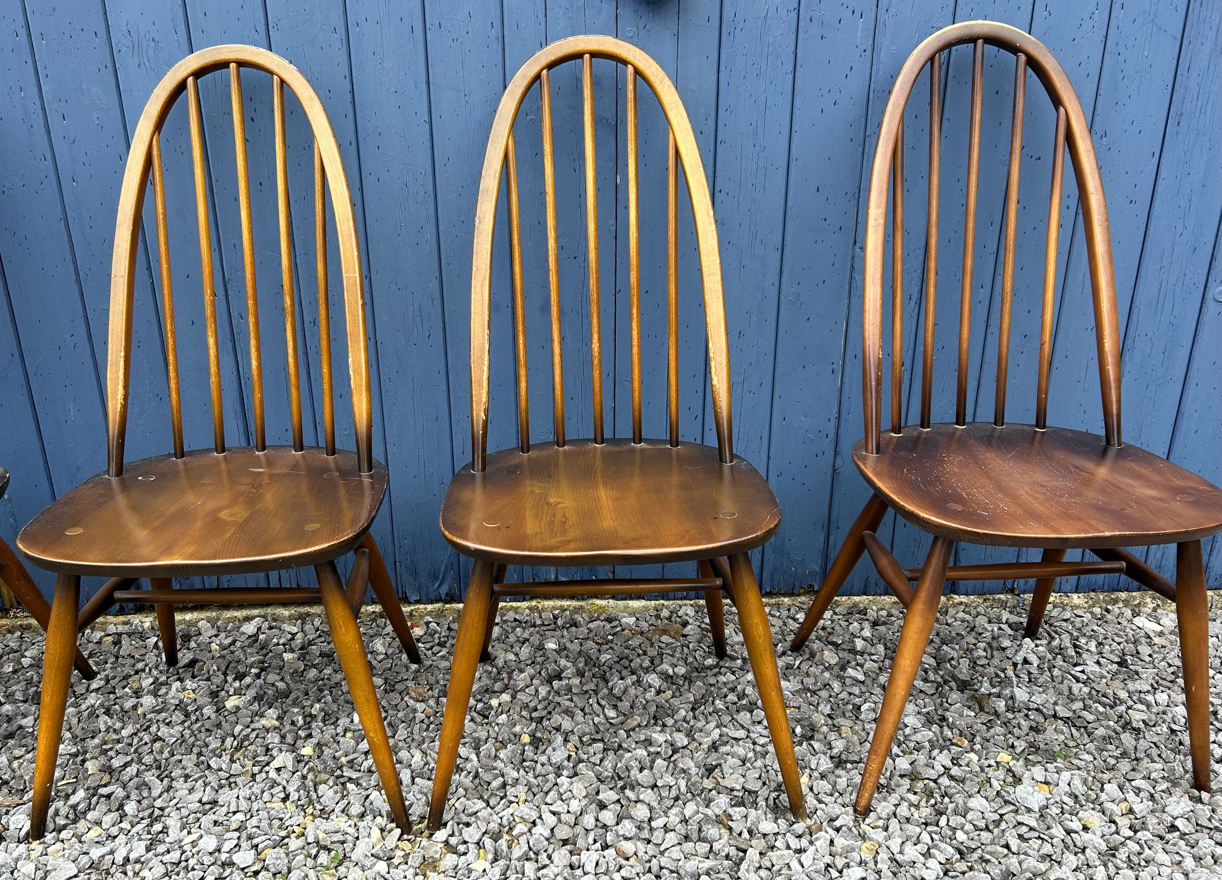 Five Ercol Quaker stick back dining chairs 95cm back, 42cm seat. - Image 3 of 13