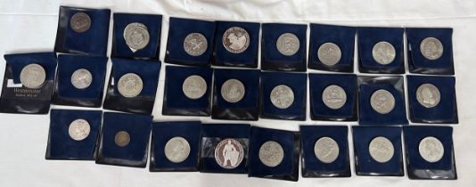 Coins and Coronation medals to include Queen Mary June 22 1911, George V crowned June 22 1911,
