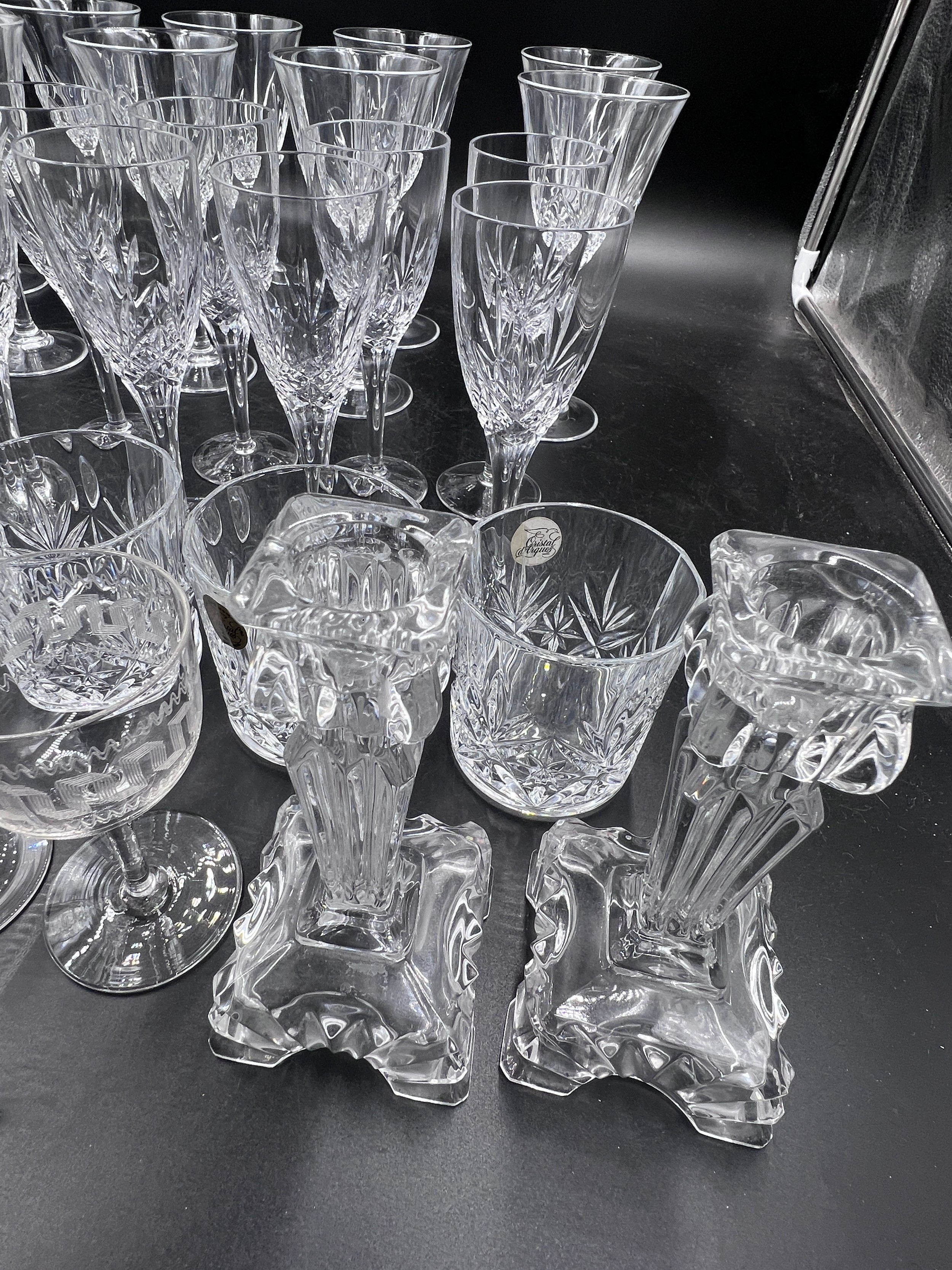 A collection of glass to include champagne flutes, wine glasses, whisky tumblers etc. approx 34 - Image 4 of 8