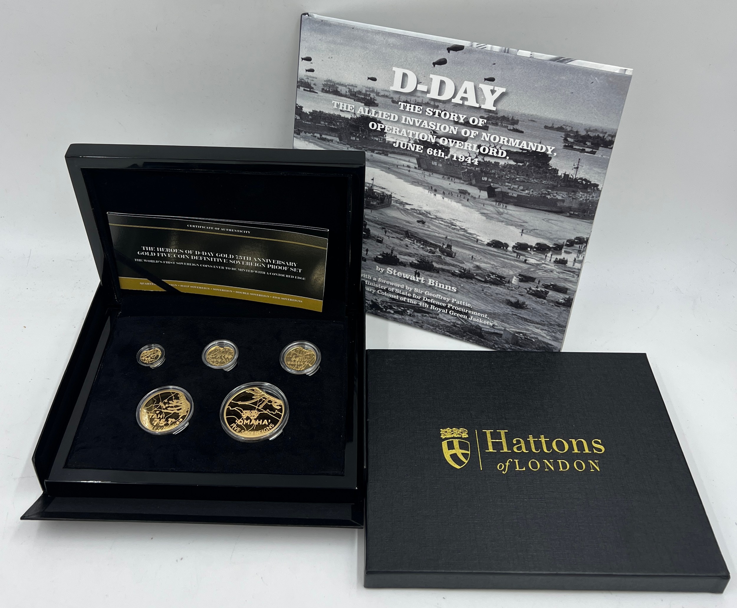 A cased set of gold coins by Hatton’s of London, The 2019 Heroes of D-Day 75th Anniversary Gold - Image 4 of 6