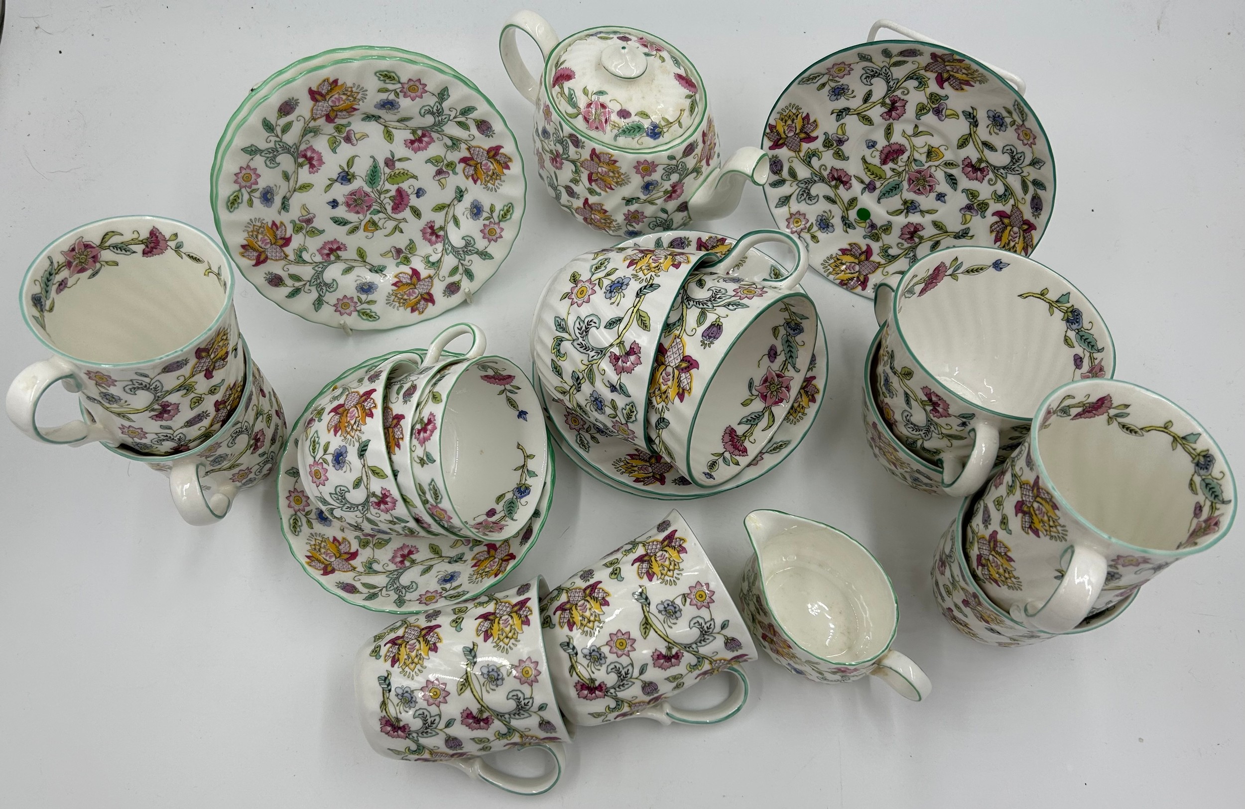 Minton Haddon Hall part tea service to include teapot, 4 x breakfast cups and saucers, 6 x - Image 2 of 5