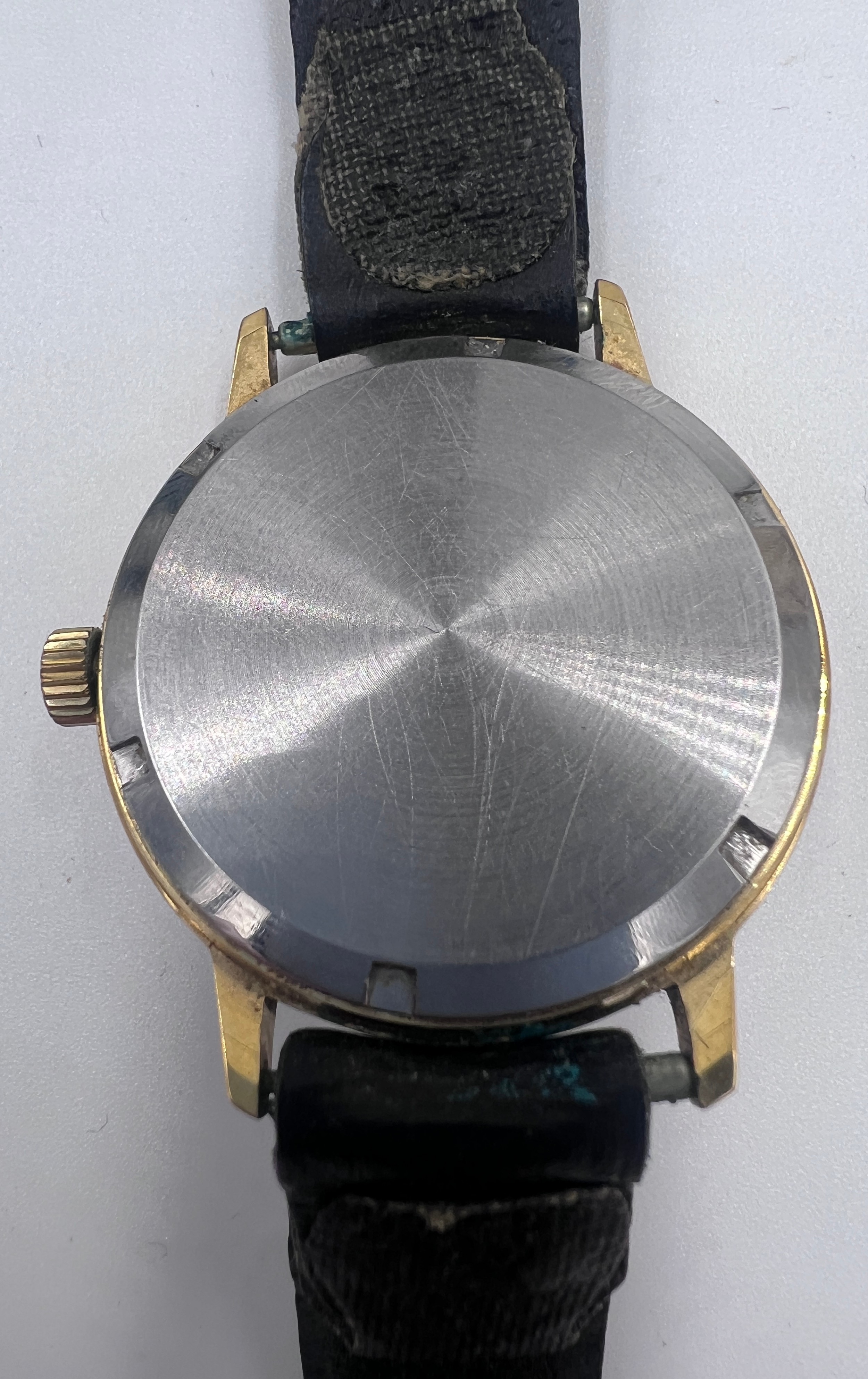 A Rotary gentleman's wristwatch with date aperture on black leather strap. Case 35mm. With box and - Image 3 of 6