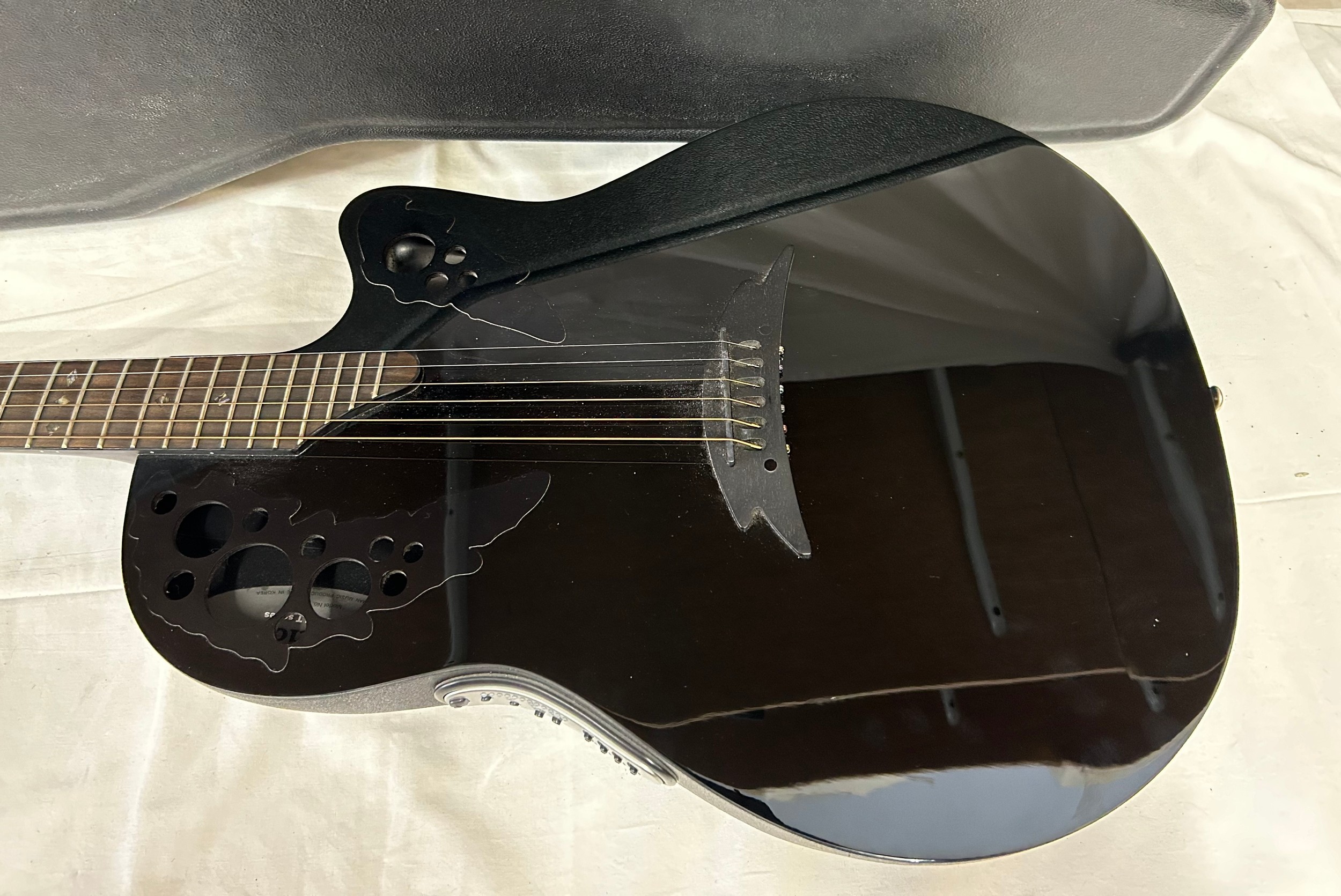 An Ovation Tangent T-257 electric guitar with an Ovation guitar case. - Image 4 of 8