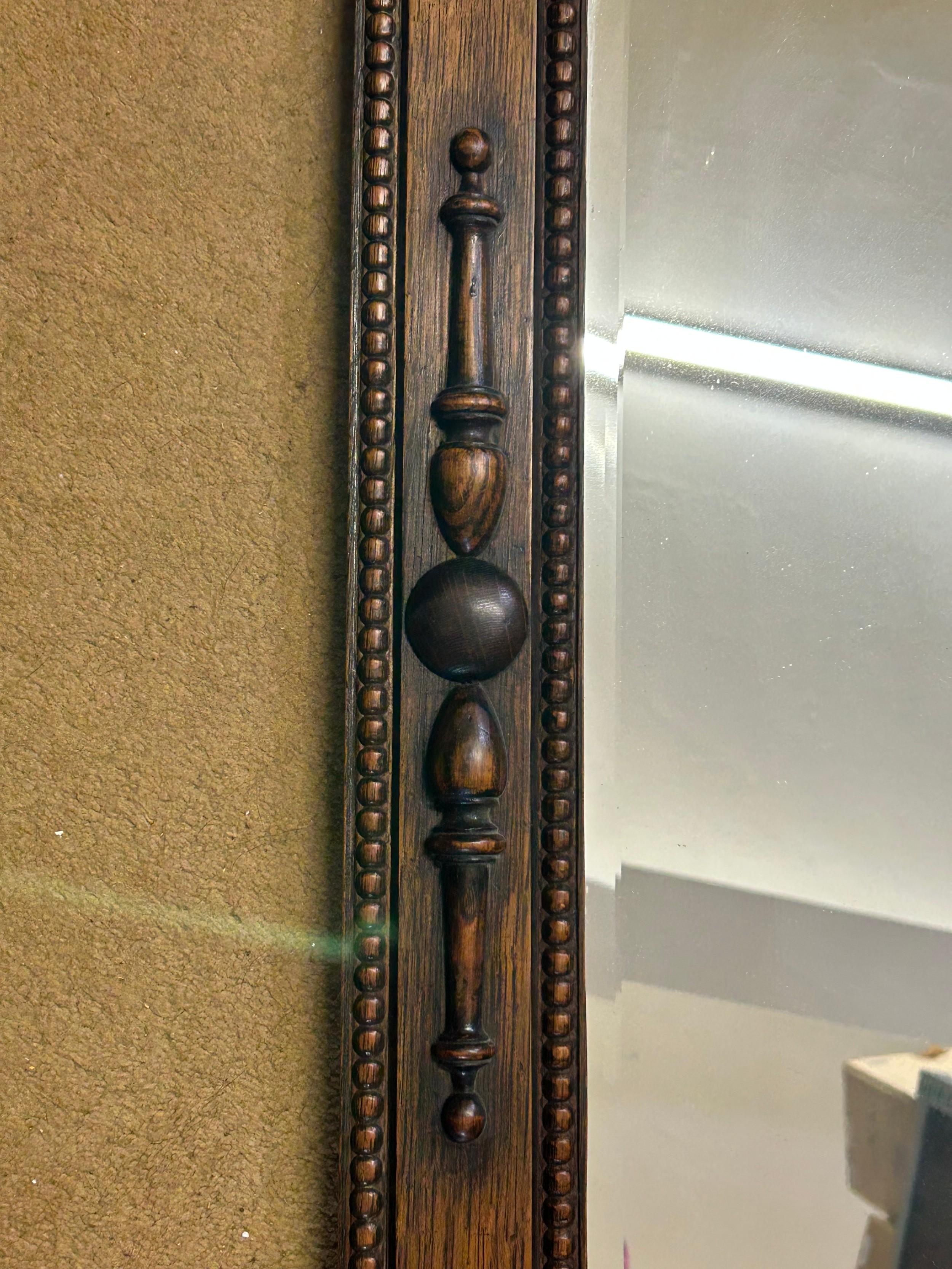 Two vintage oak wall mirrors with bevelled glass. Largest 70 x 46cm and smallest 54 x 44cm. - Bild 7 aus 10