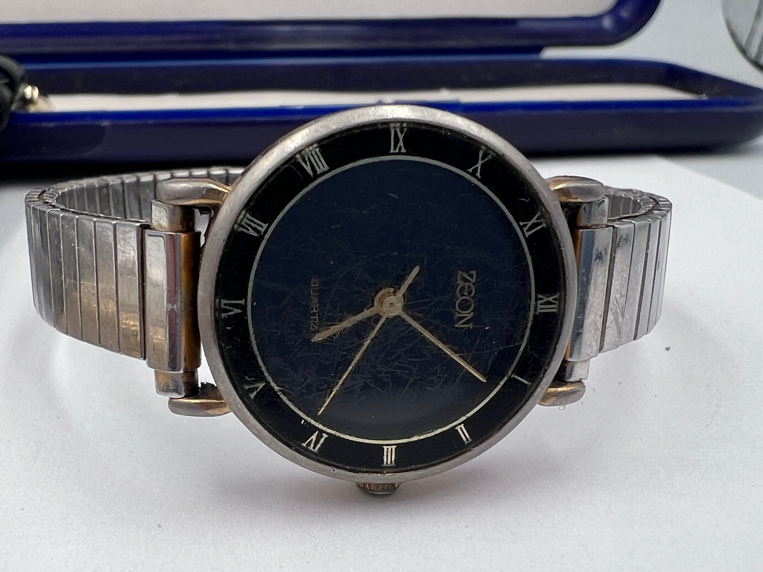 Watches to include a Rotary wristwatch with subsidiary seconds dial and square face on black leather - Image 4 of 5