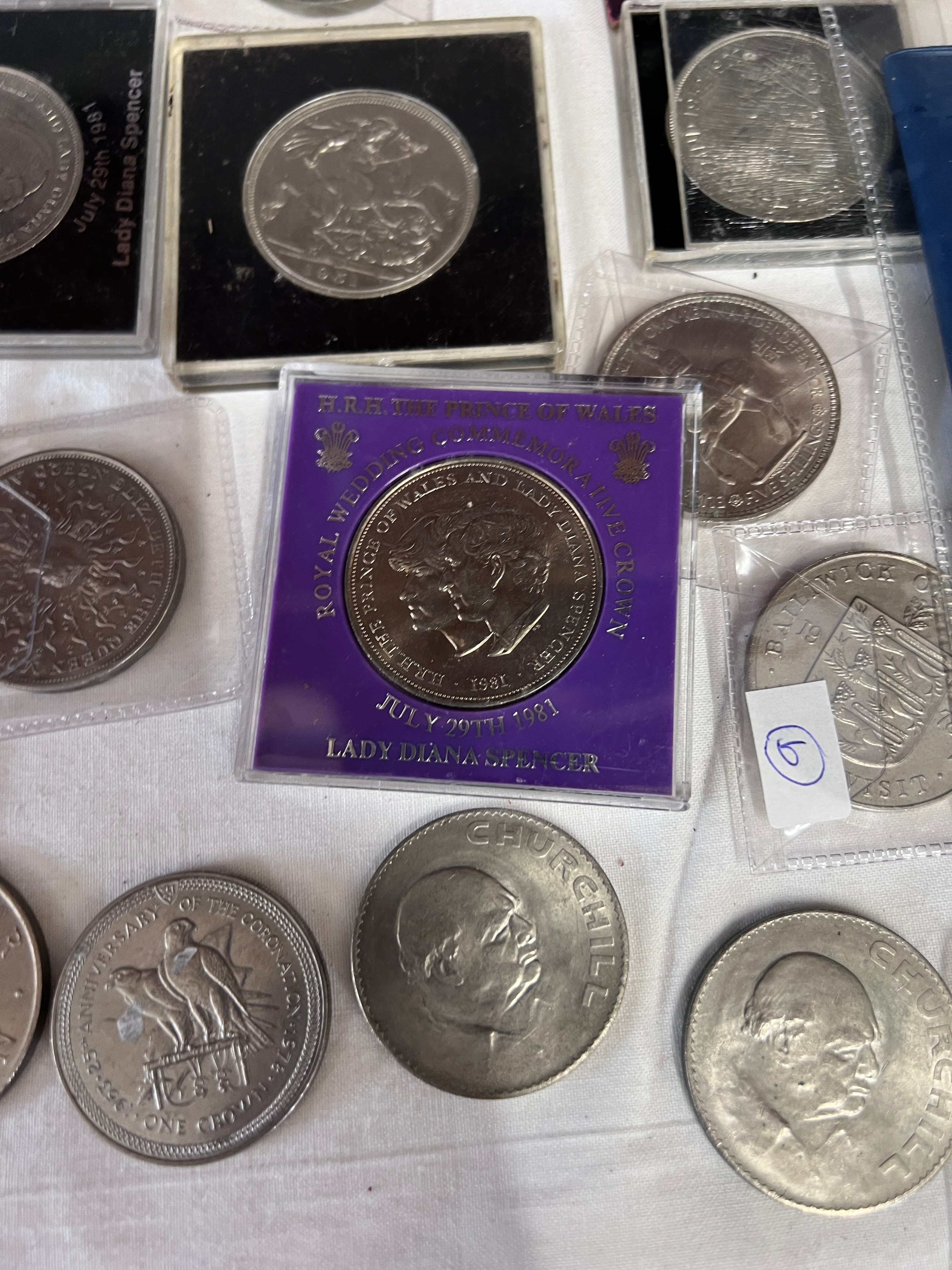 A collection of mostly crowns x 33 and other various coinage to include Jubilee medal, Britain's - Image 5 of 7