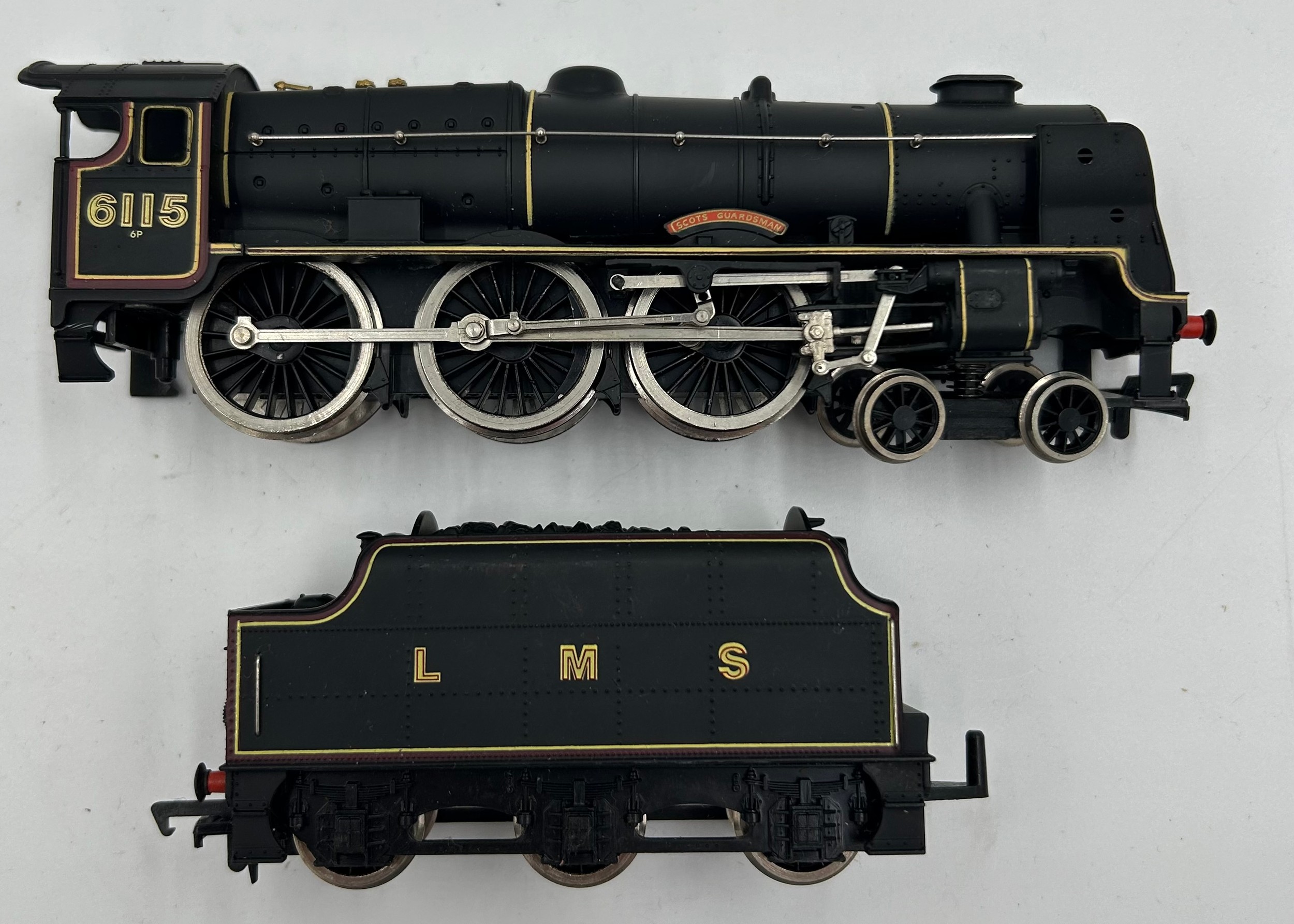 Various Mainline and Lima carriages to include Mainline locomotive 0-6-0 gwr tender green, - Image 7 of 7