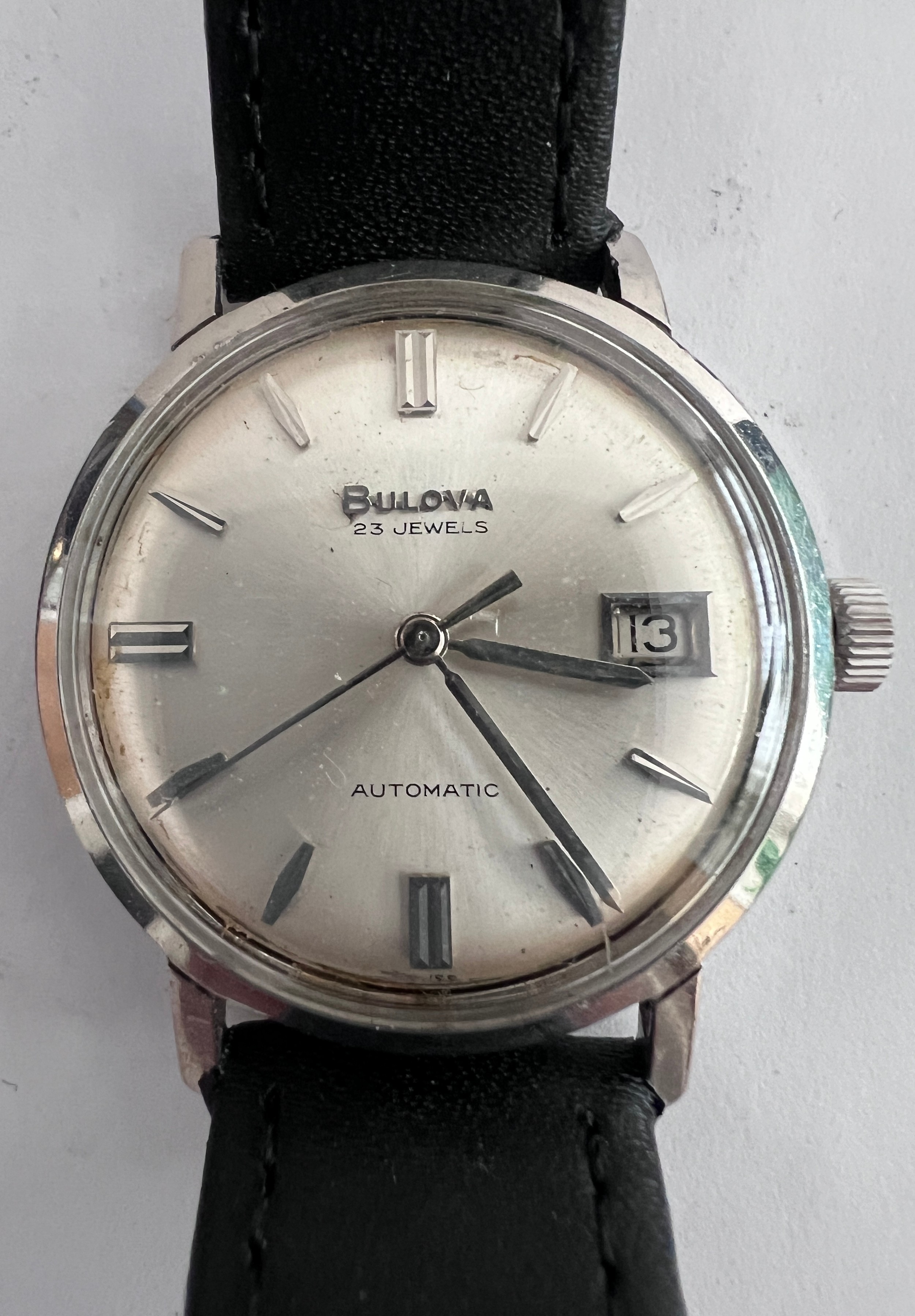 A gentleman's automatic vintage Bulova wristwatch with date aperture, 23 jewels. Not currently