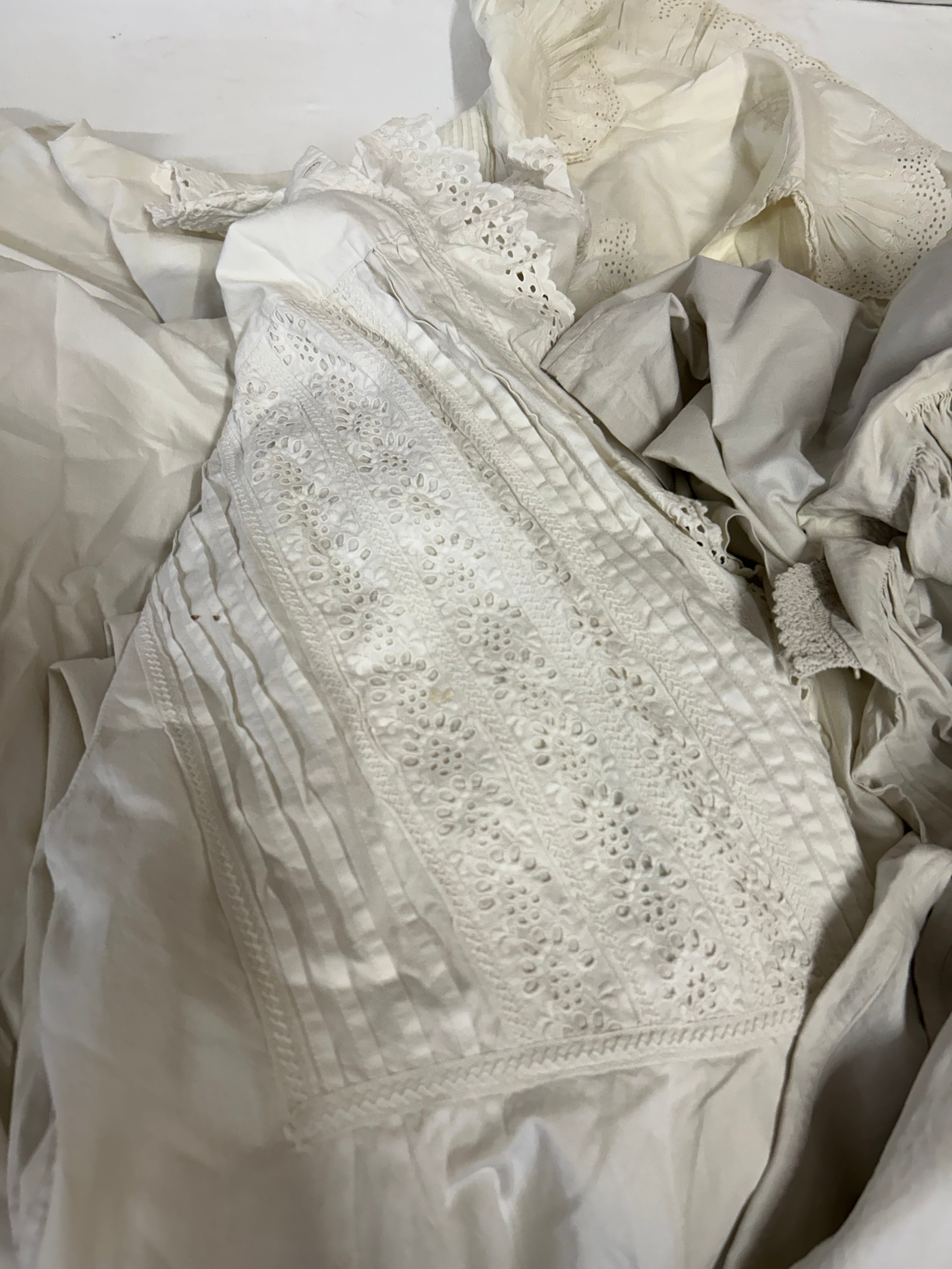 A collection Victorian Nightgowns (4), Petticoats (3) along with 6 Christening Gowns all in cotton/ - Image 9 of 12