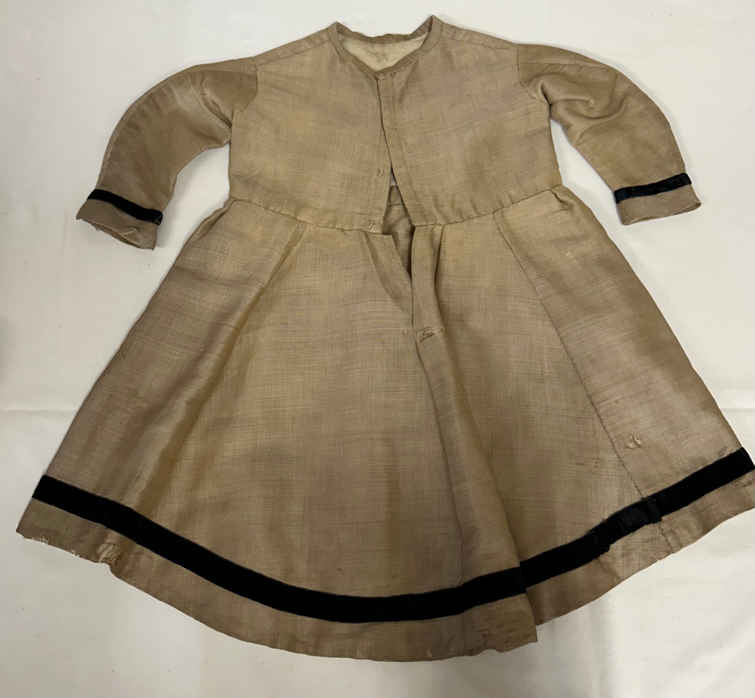 Two Victorian items of clothing to include a child’s dress in brown with black velvet trim, lace - Image 6 of 8