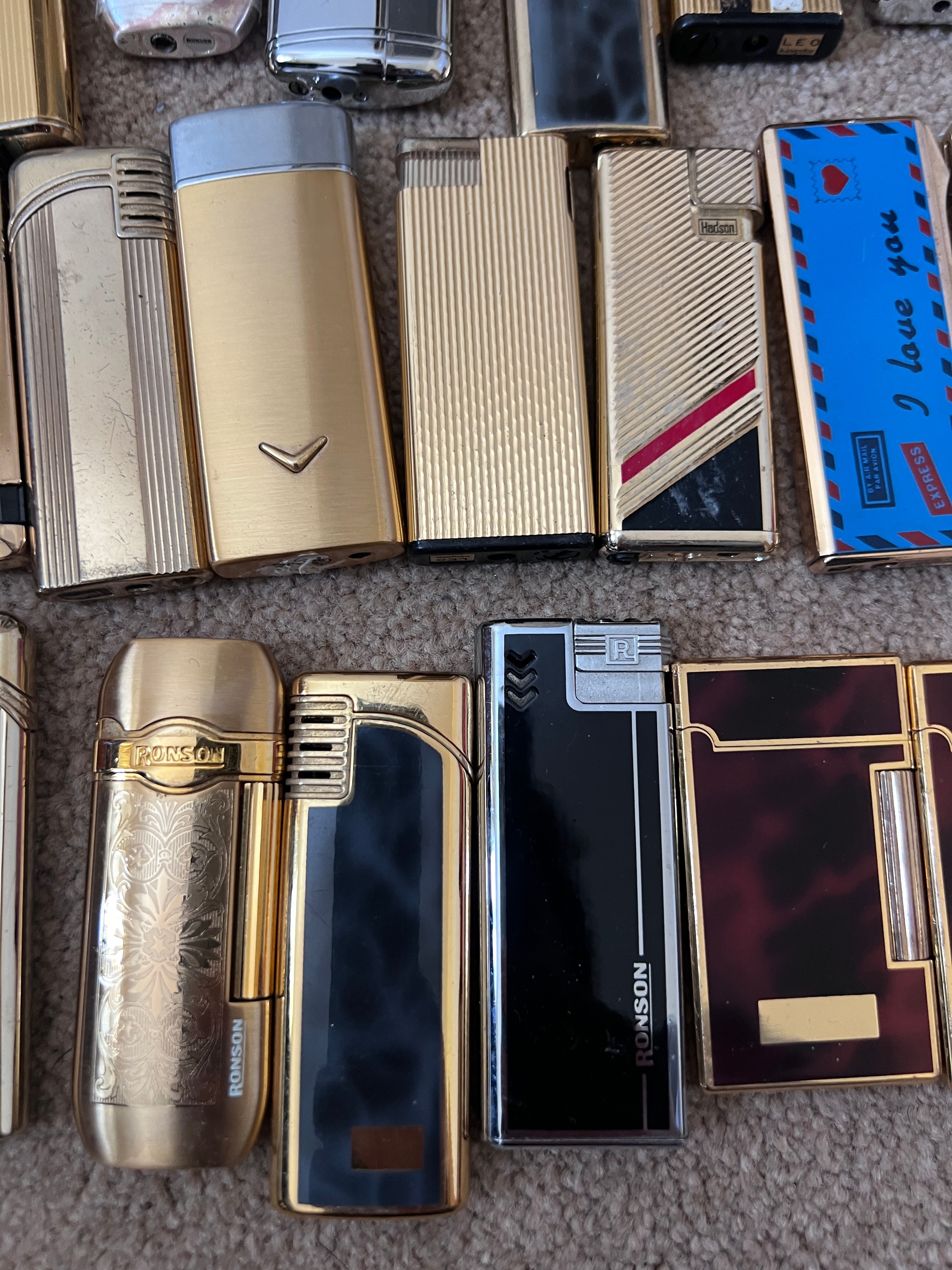 A large collection of lighters to include Ronson, Hadson, Jack Daniels etc. - Image 6 of 14