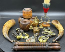 Various equestrian items to include horse cobbles, brasses, terrets and rutter's horse twitch