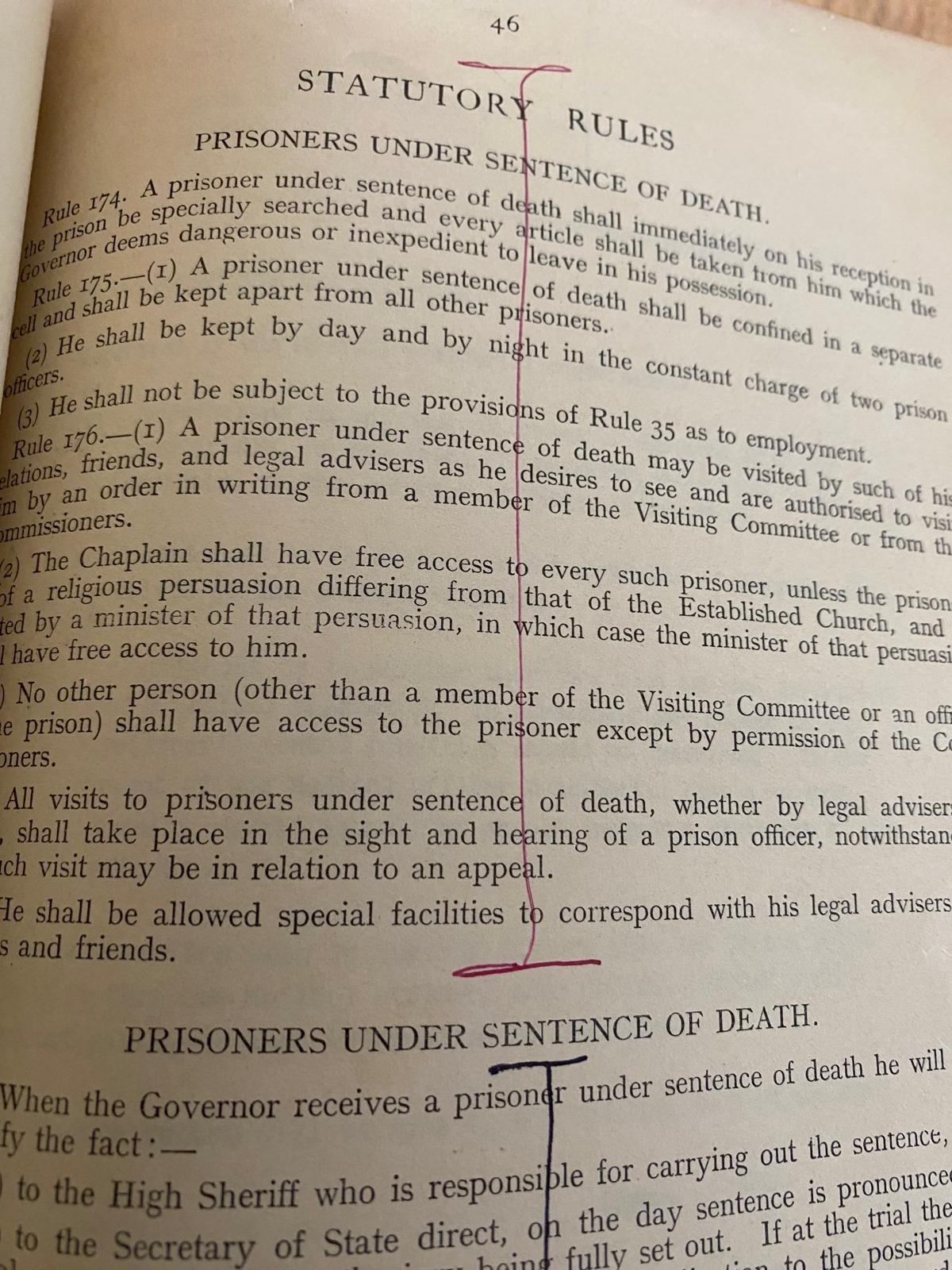 A 1933 Prison Rule book showing a fascinating insight into the early prison system covering such - Bild 2 aus 6