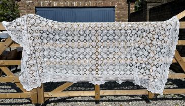 A hand crocheted double bedspread. Approx 160 x 250cm.