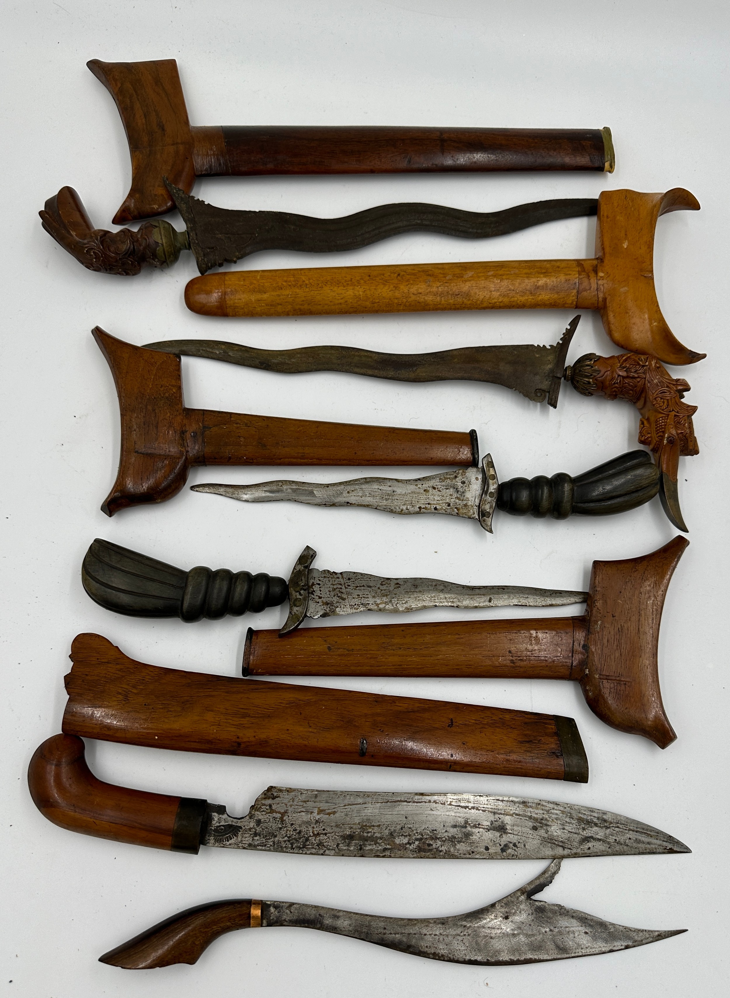 From the estate of Harry Gilbert Shorters M. B. E., A.M.N. Four Malaysian Kris daggers all with - Image 4 of 9