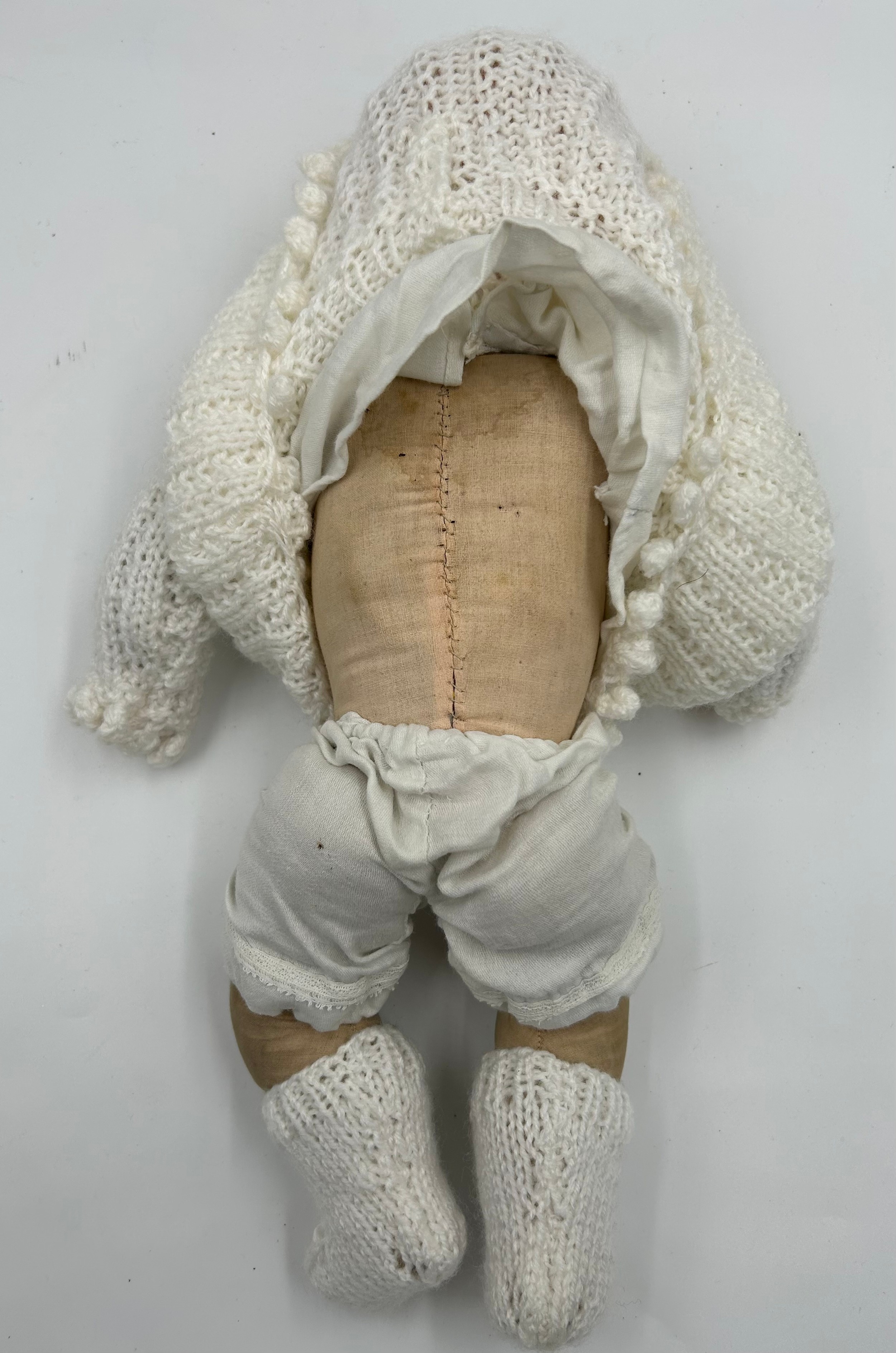 A German Armand Marseille Bisque headed Baby Doll (353/4) with knitted outer clothing and original - Bild 7 aus 8