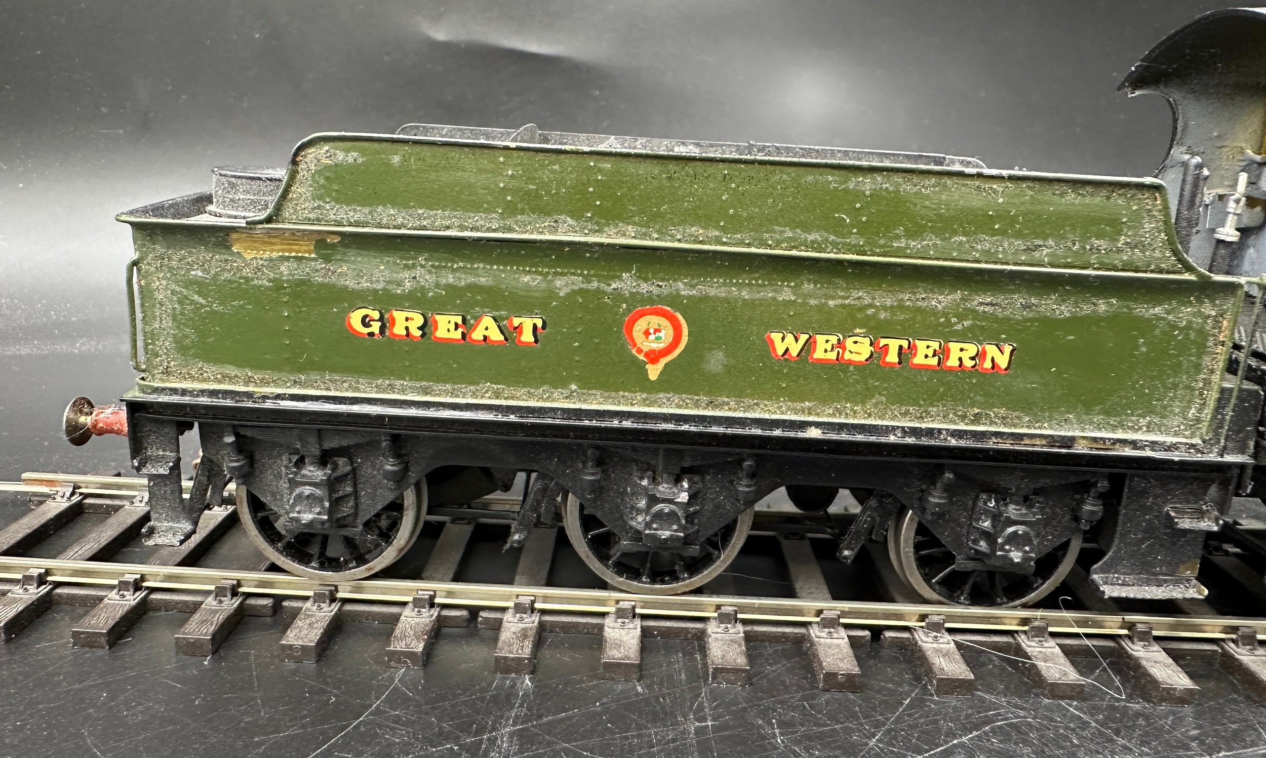 Taplow Court 2950 Great Western 0 gauge in 'Great Western' green with brass name and number plates - Image 5 of 16