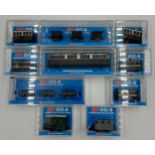 Peco 00-9 narrow gauge rolling stock models to include gr-330 hudson 'rugga' v-skips brown (3), gr-