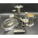 A quantity of silverplate to include a lined purse with machine turned decoration approx 15 x