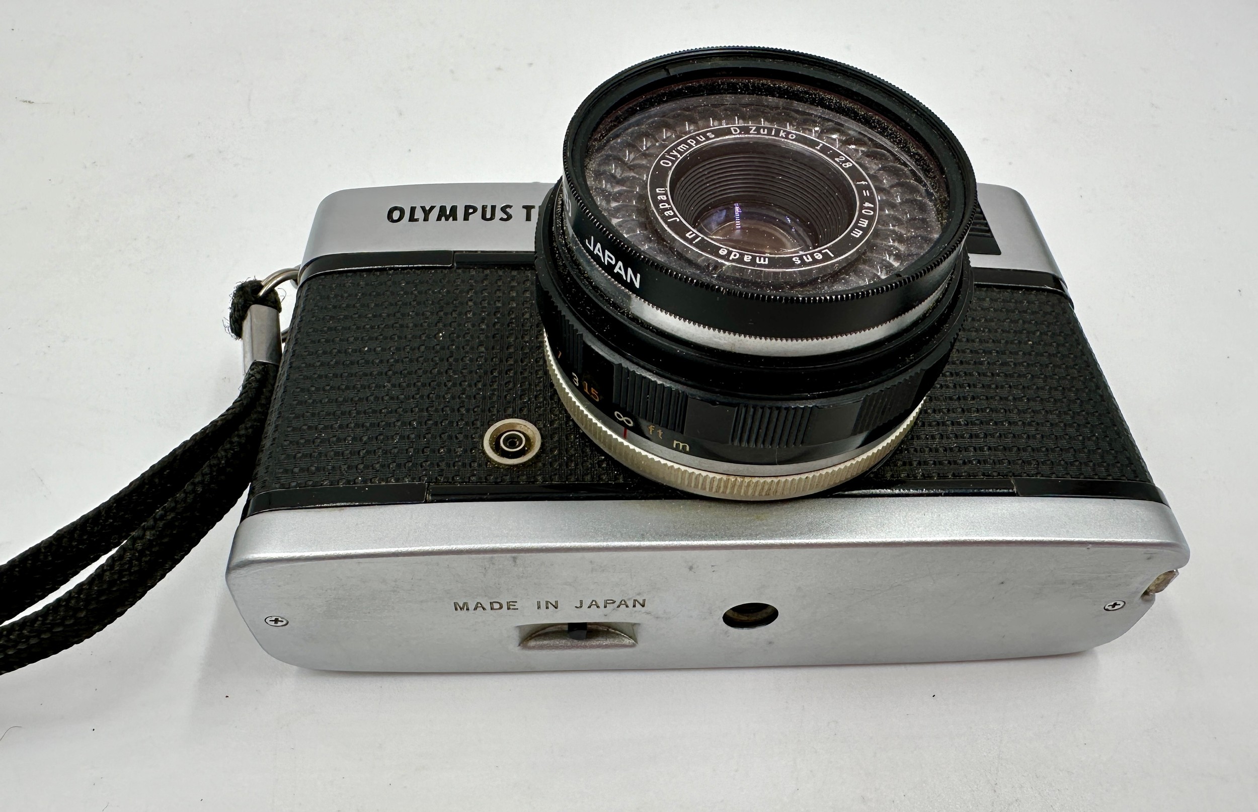 An Olympus Trip 35mm camera. - Image 5 of 6