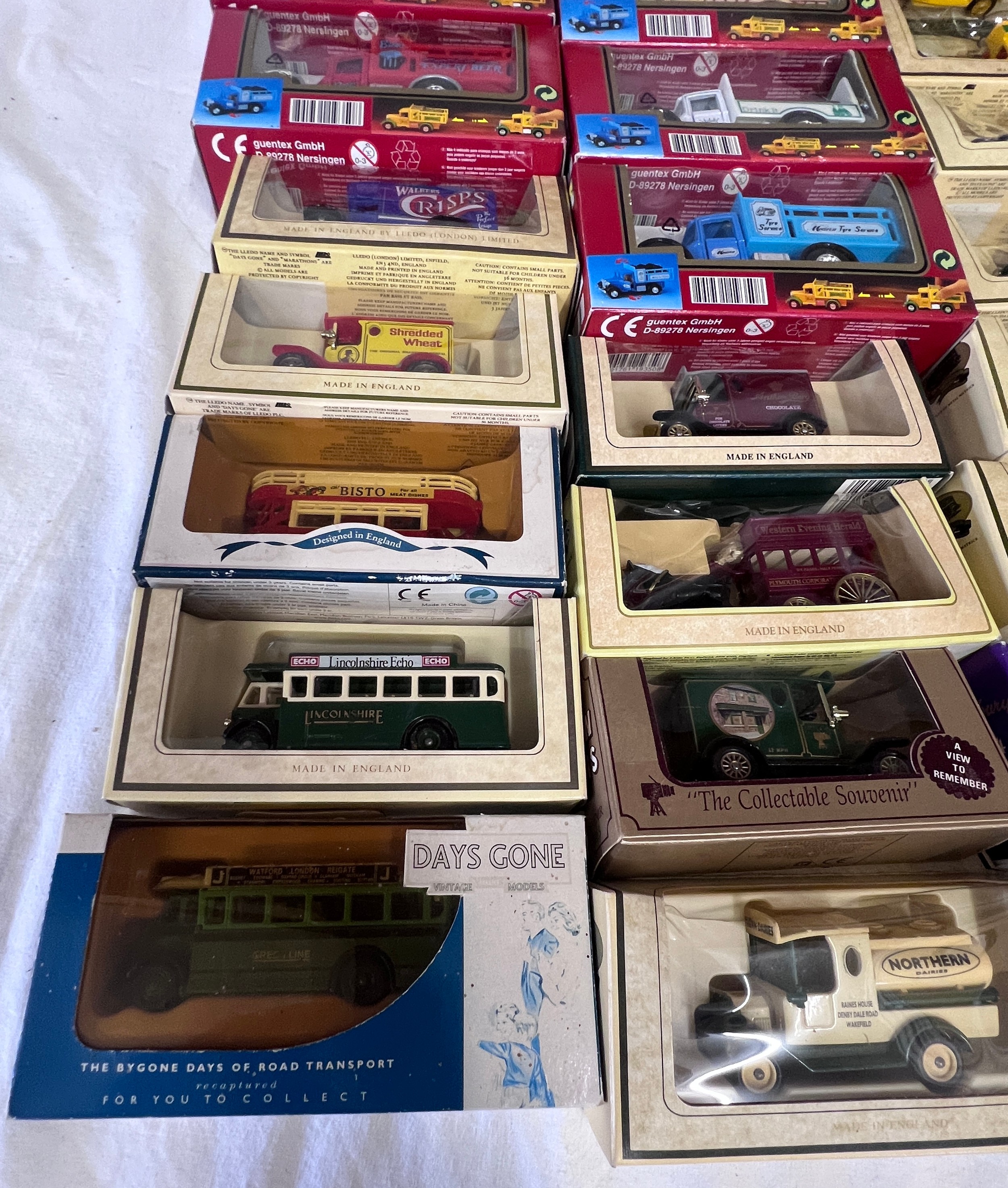 A collection of boxed diecast vehicles of mostly Days Gone, Hobby Dax Antique Lorries, Days Gone - Image 2 of 9