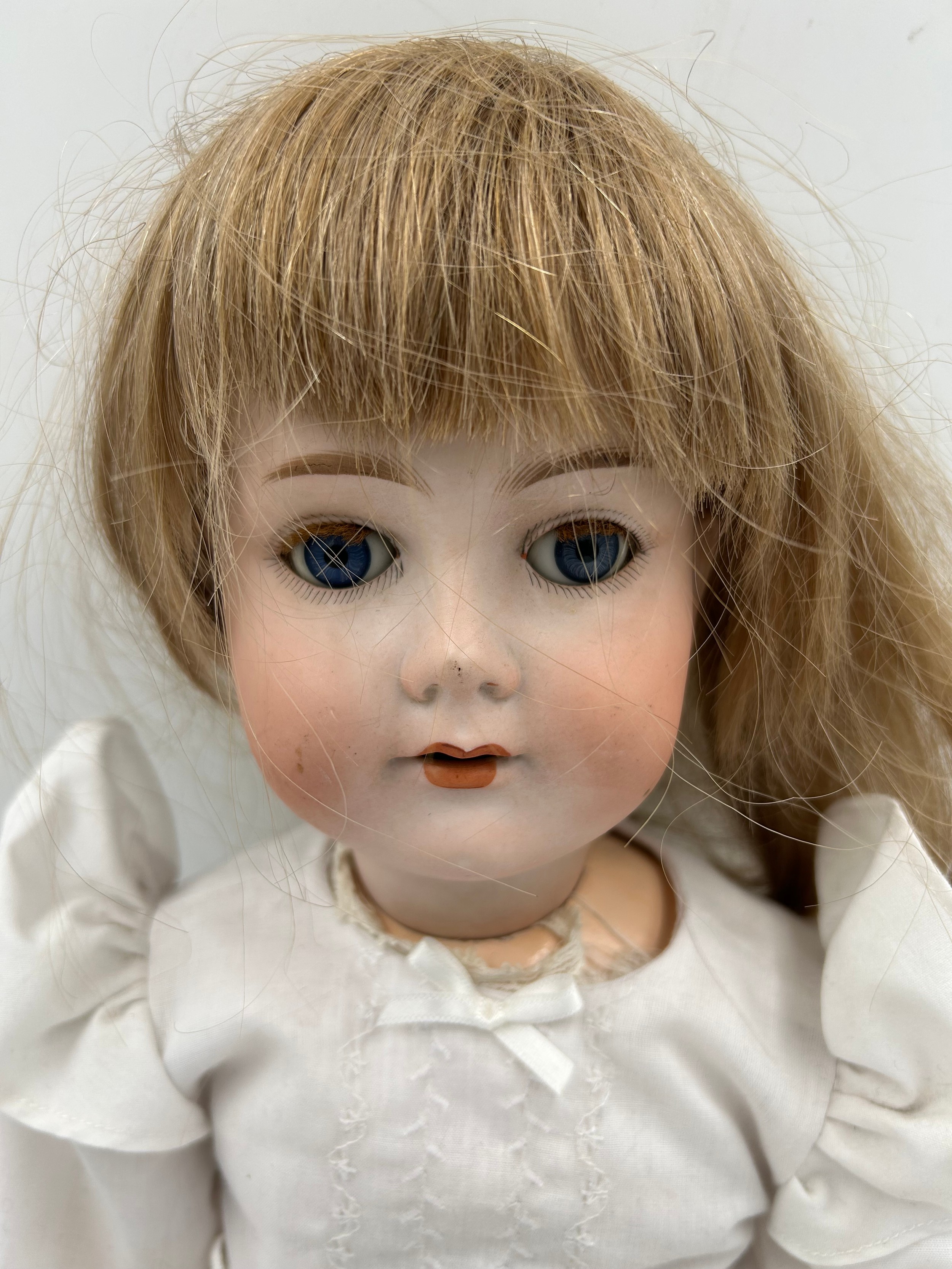 Large A.C.M Bergmann Bisque headed Doll, marked 1916, 6 1/2 to back of neck. Jointed limbs on - Bild 3 aus 10