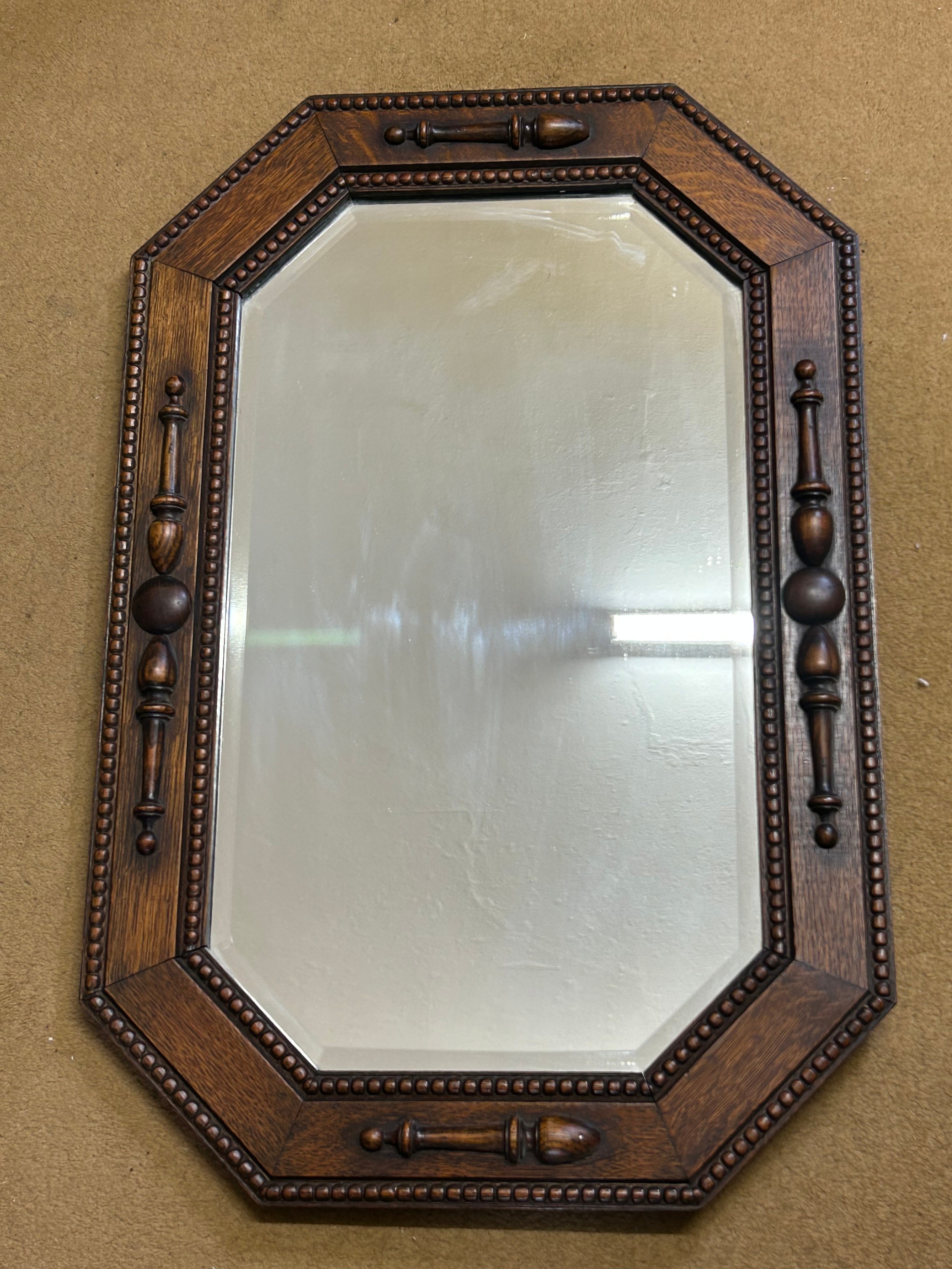 Two vintage oak wall mirrors with bevelled glass. Largest 70 x 46cm and smallest 54 x 44cm. - Bild 6 aus 10