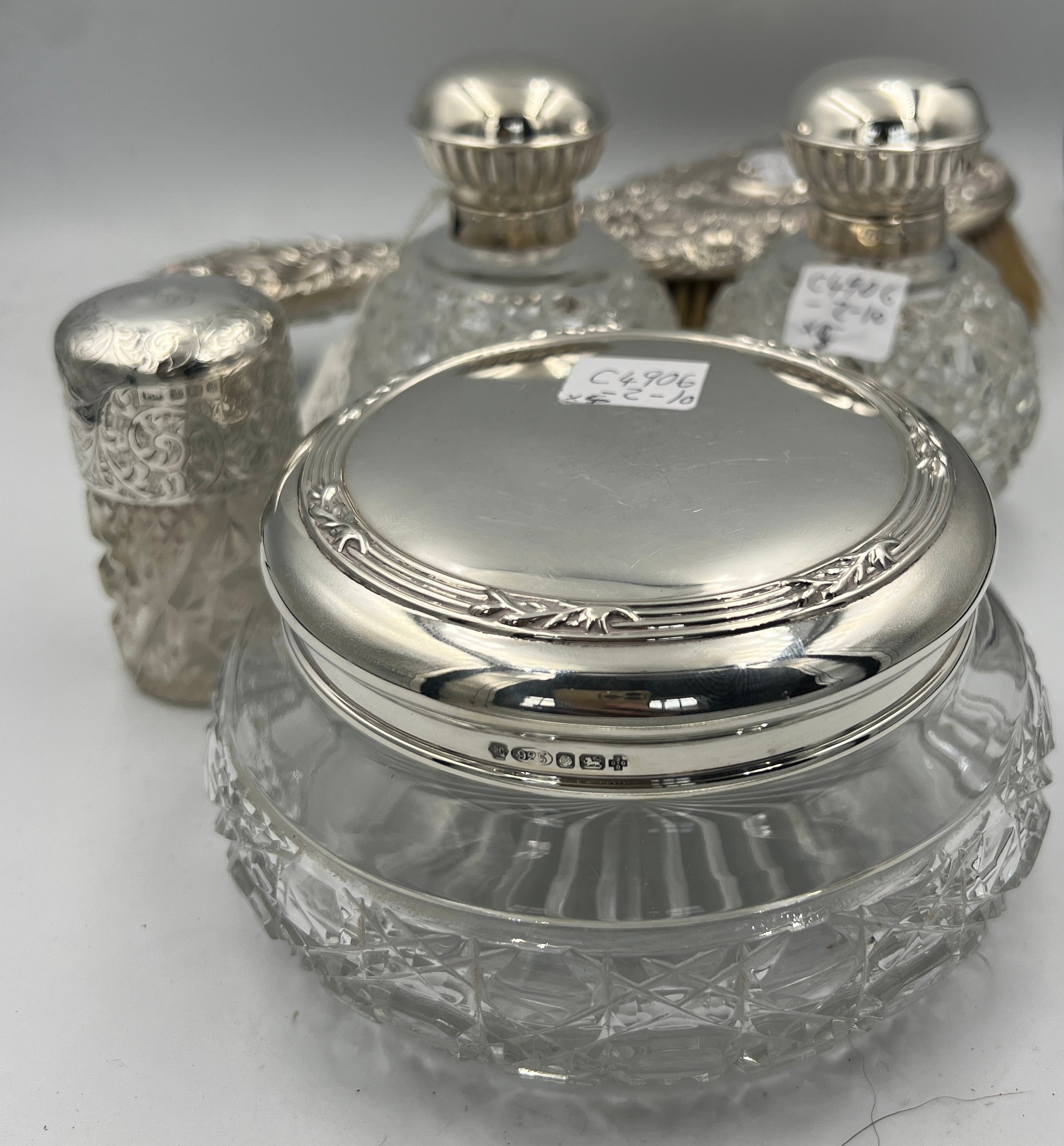 Four silver topped glass dressing table jars. Sheffield 2000, maker Carr’s of Sheffield Ltd and a - Image 4 of 4