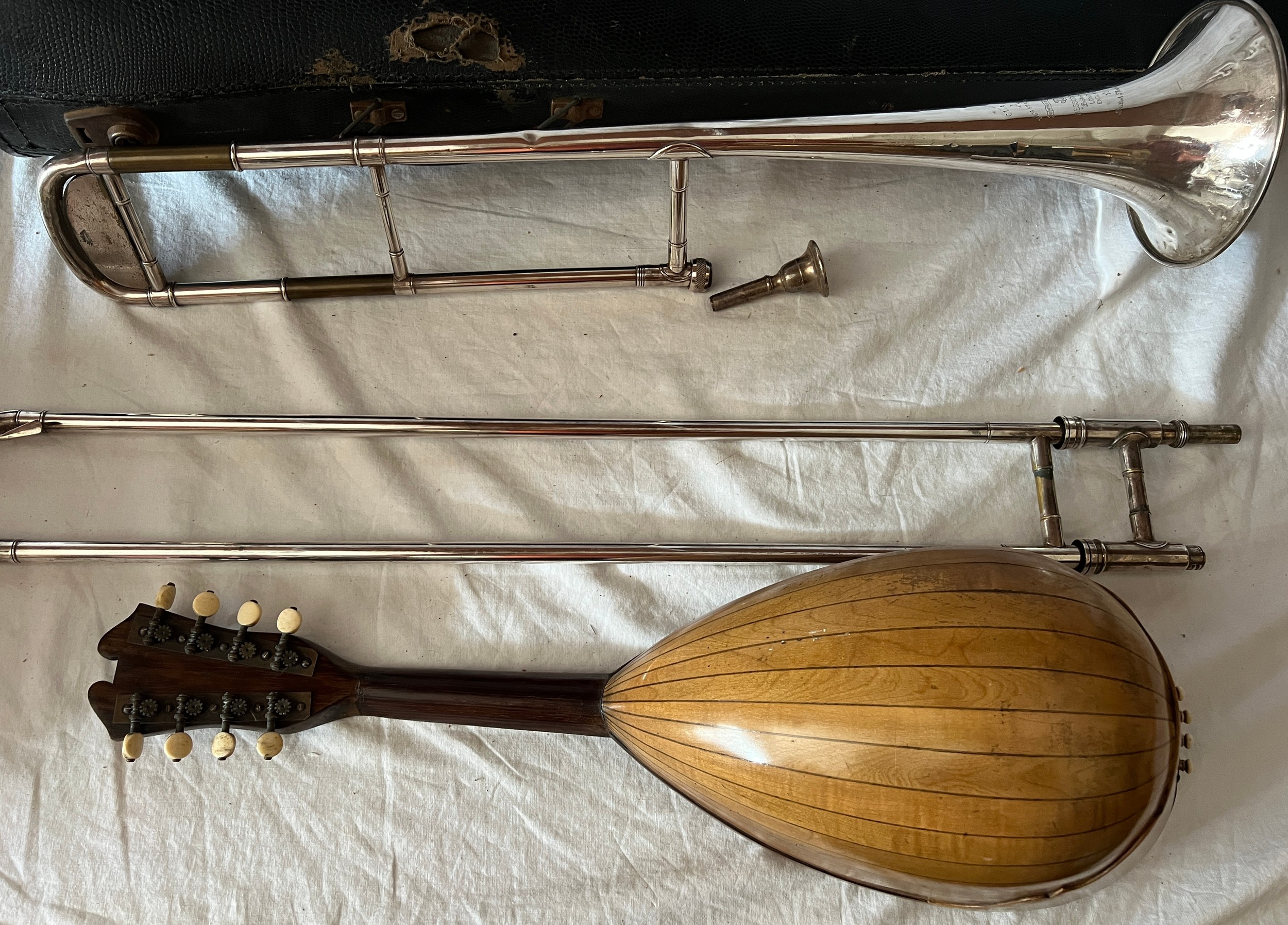 An early 20thC mandolin together with a vintage cased Besson & Co. trombone. - Image 4 of 4