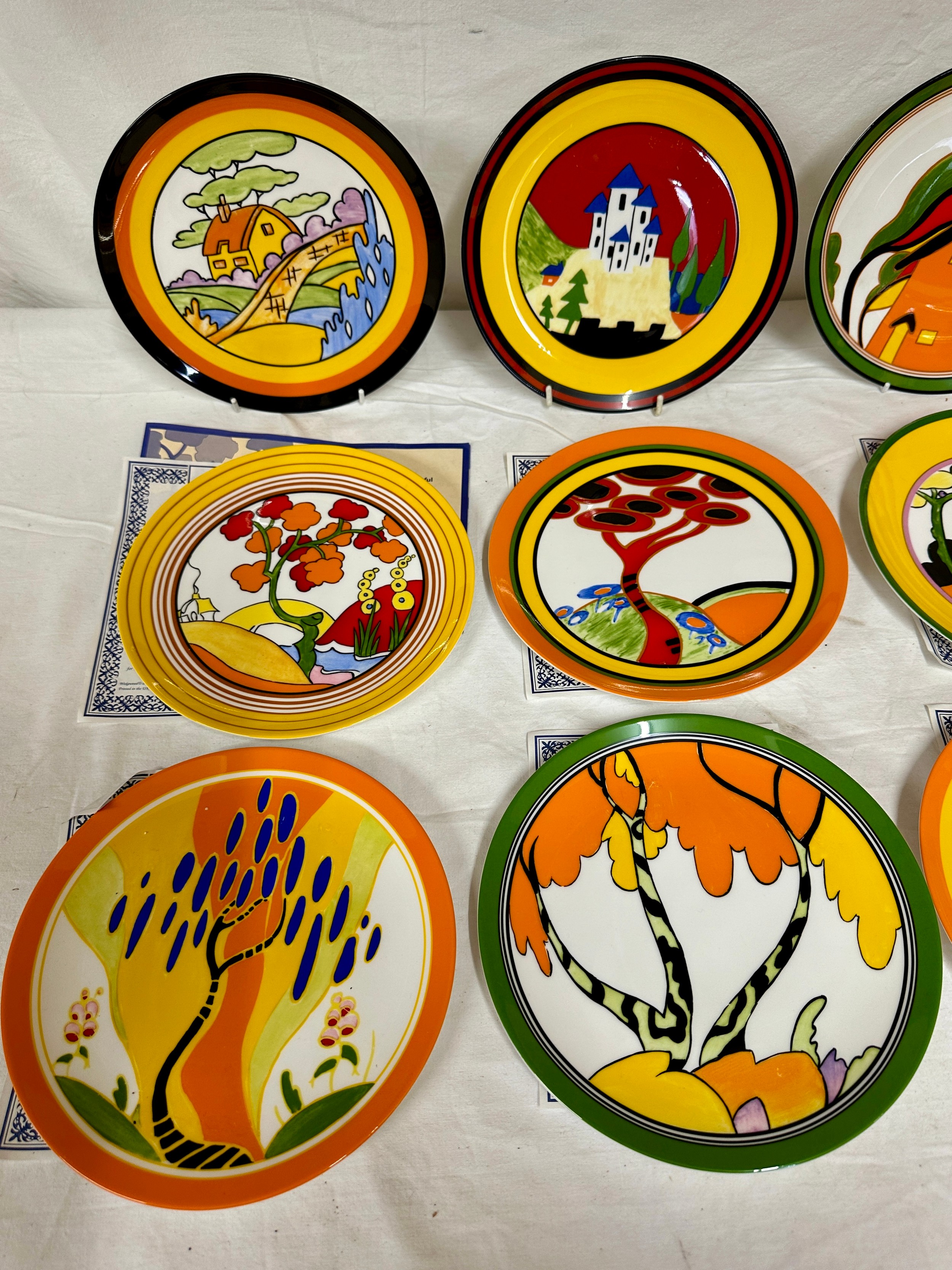 A set of twelve Wedgwood limited edition Clarice Cliff Bizarre collector's plates from 1994-1995 - Bild 2 aus 5