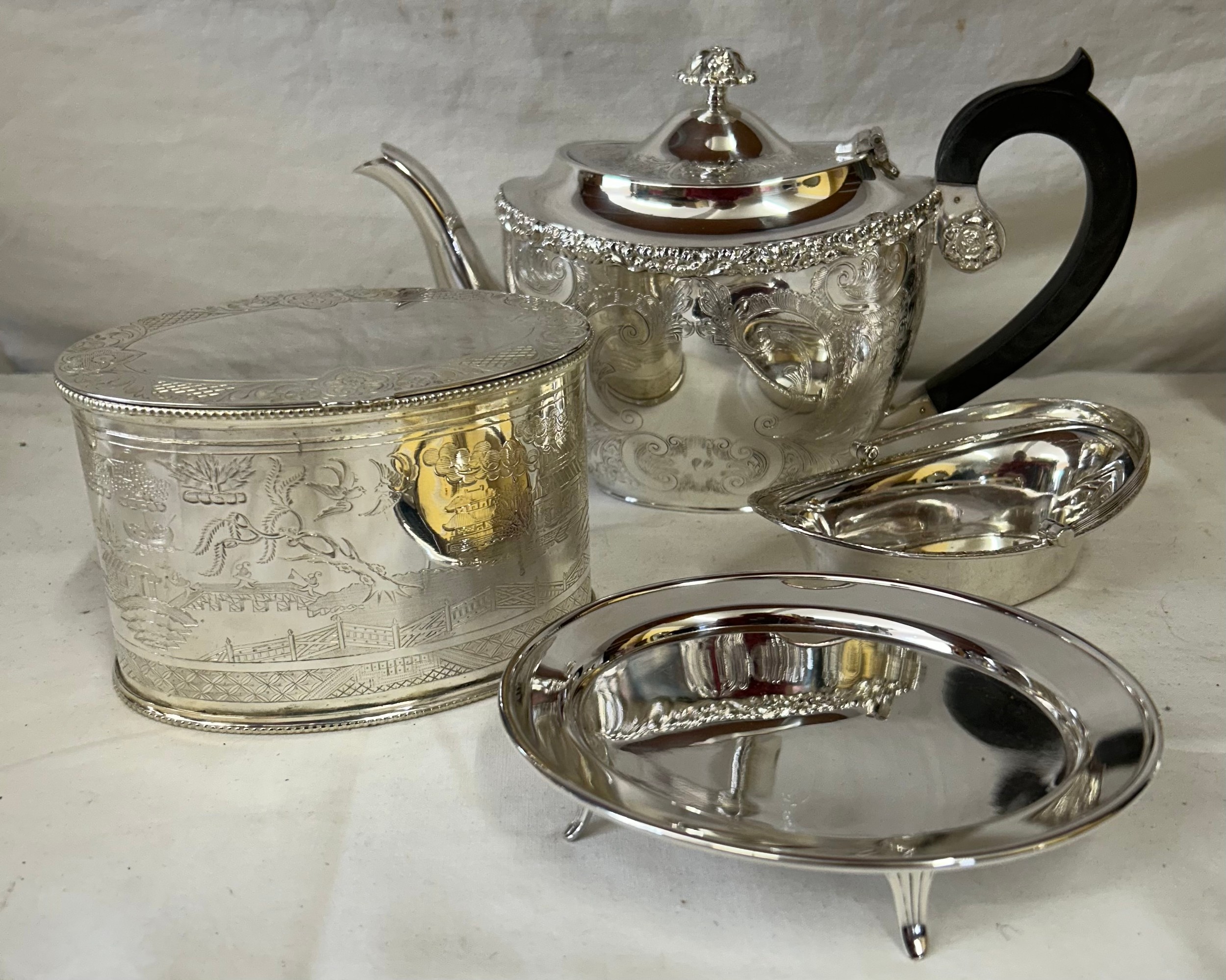 A quantity of good quality silver plated items to include a matching teapot, sugar and milk, - Image 6 of 6