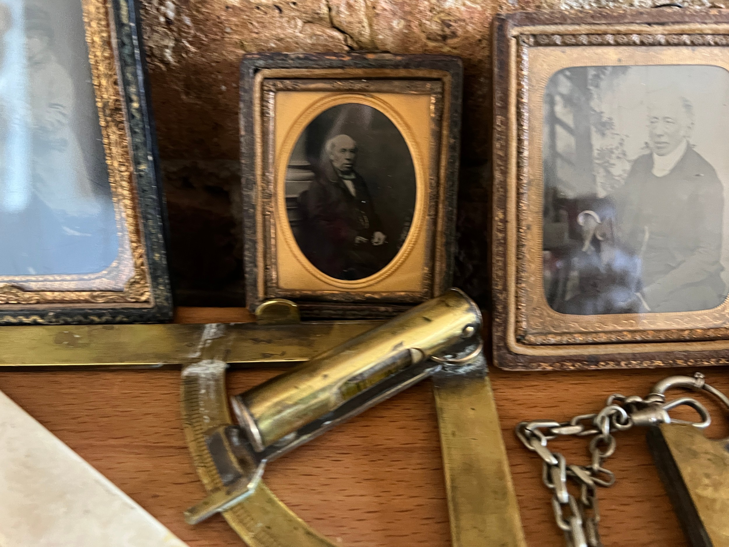 A miscellaneous lot to include daguerreotypes, a brass protractor/spirit level, a brass fleam, a - Image 3 of 7