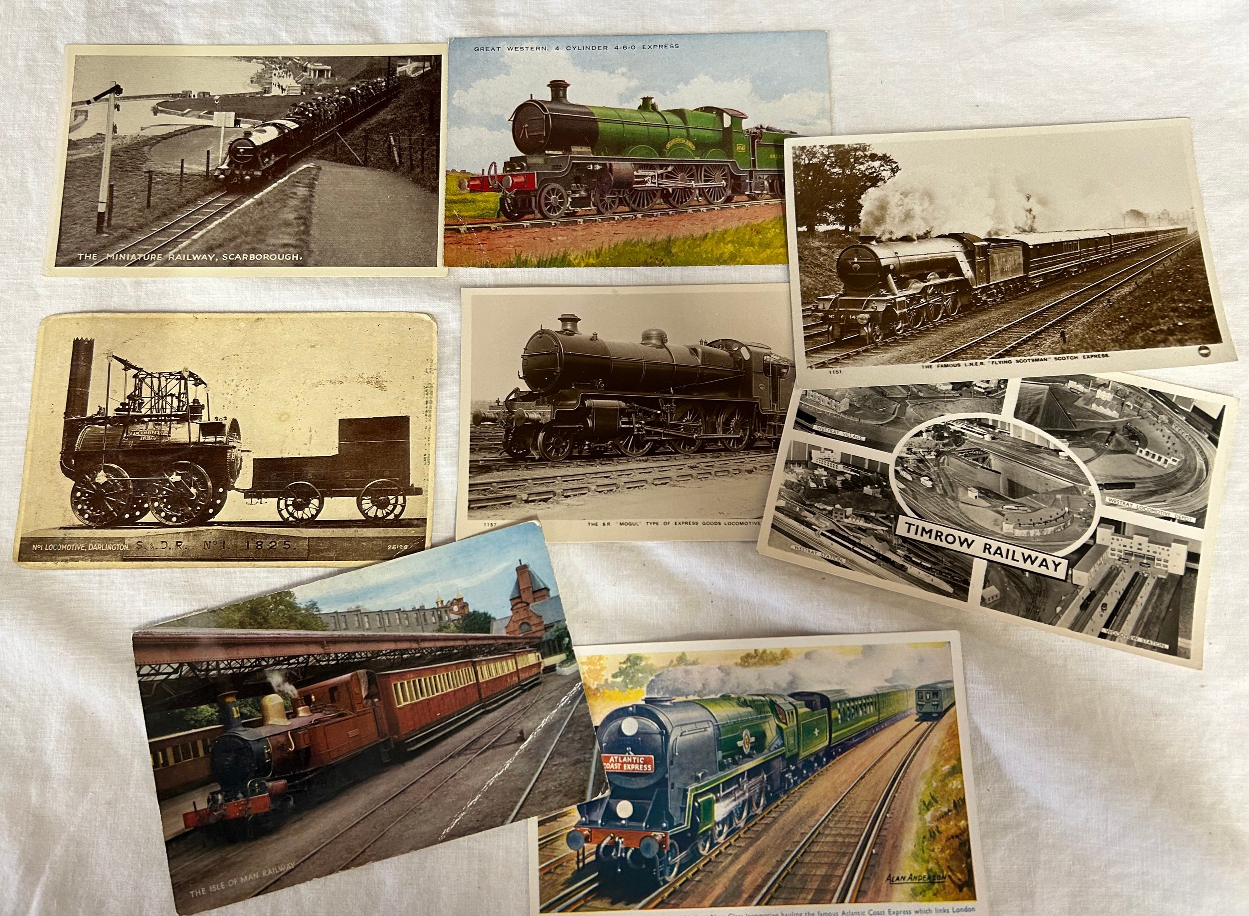 A large quantity of postcards (1500+) in 4 albums relating to Ships/Boats, Trains & Railway, seaside - Bild 6 aus 8