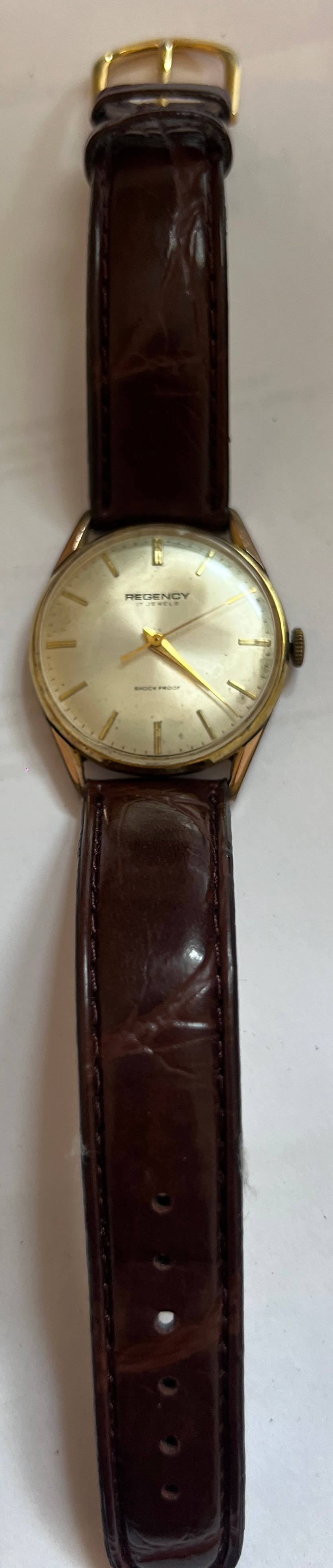 A vintage Regency automatic wristwatch 17 jewels, serial no 2 engraved to back. Good working order. - Bild 2 aus 3